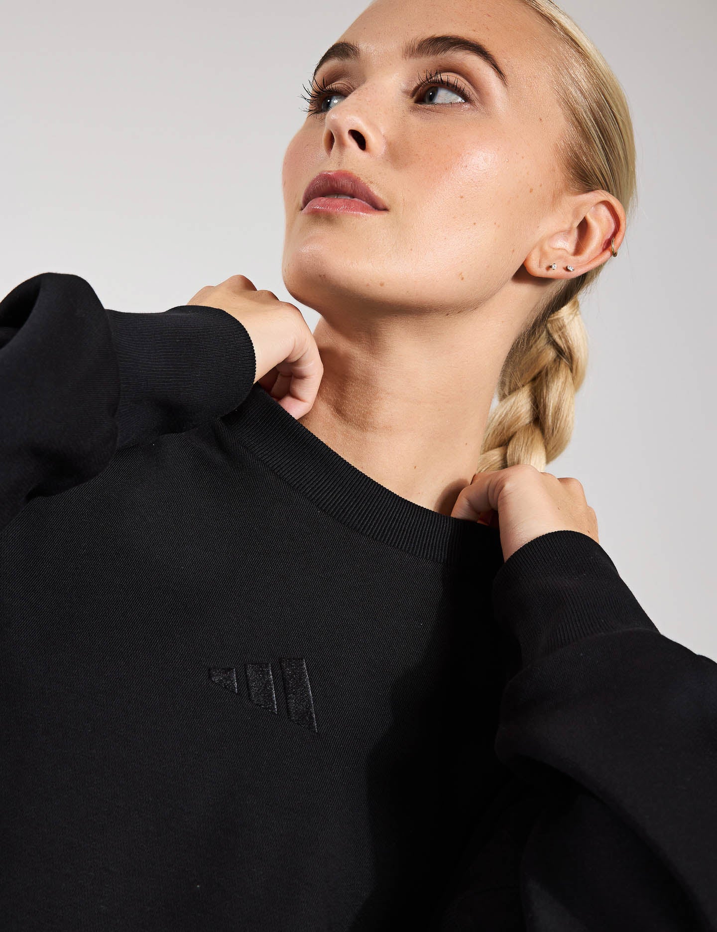 ALL SZN Fleece Loose Sweatshirt for Women - Soft & Cozy Oversized Pullover Hoodie - Black - Perfect for Casual Wear, Lounge & Winter Outfits