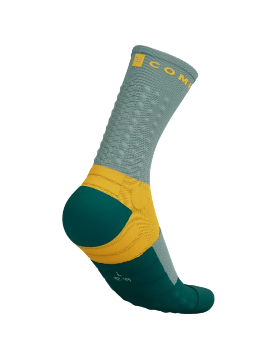 Compressport Unisex Ultra Trail Socks v2.0 - Slate Grey/Saffron | Moisture-Wicking Hiking & Running Socks for Men & Women | Perfect for Trail Running, Hiking & Outdoor Adventures