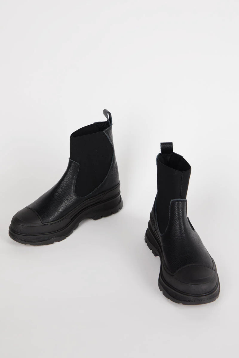 Chunky Court Lug Sole Platform Boots for Women - Black Leather Ankle Boots for Casual Wear & Street Style Outfits