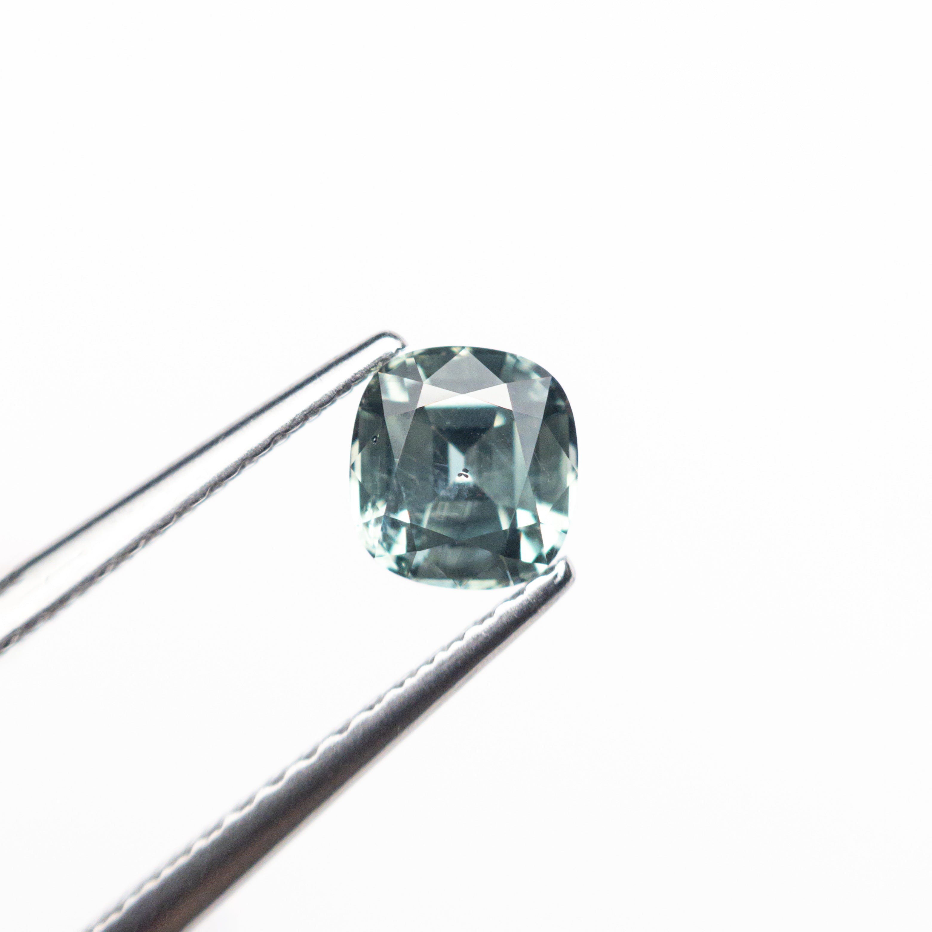 0.84ct Natural Cushion Cut Blue Sapphire Gemstone (5.20x4.89x3.60mm) - 14K Gold Jewelry Setting - Perfect for Engagement Rings & Anniversary Gifts
