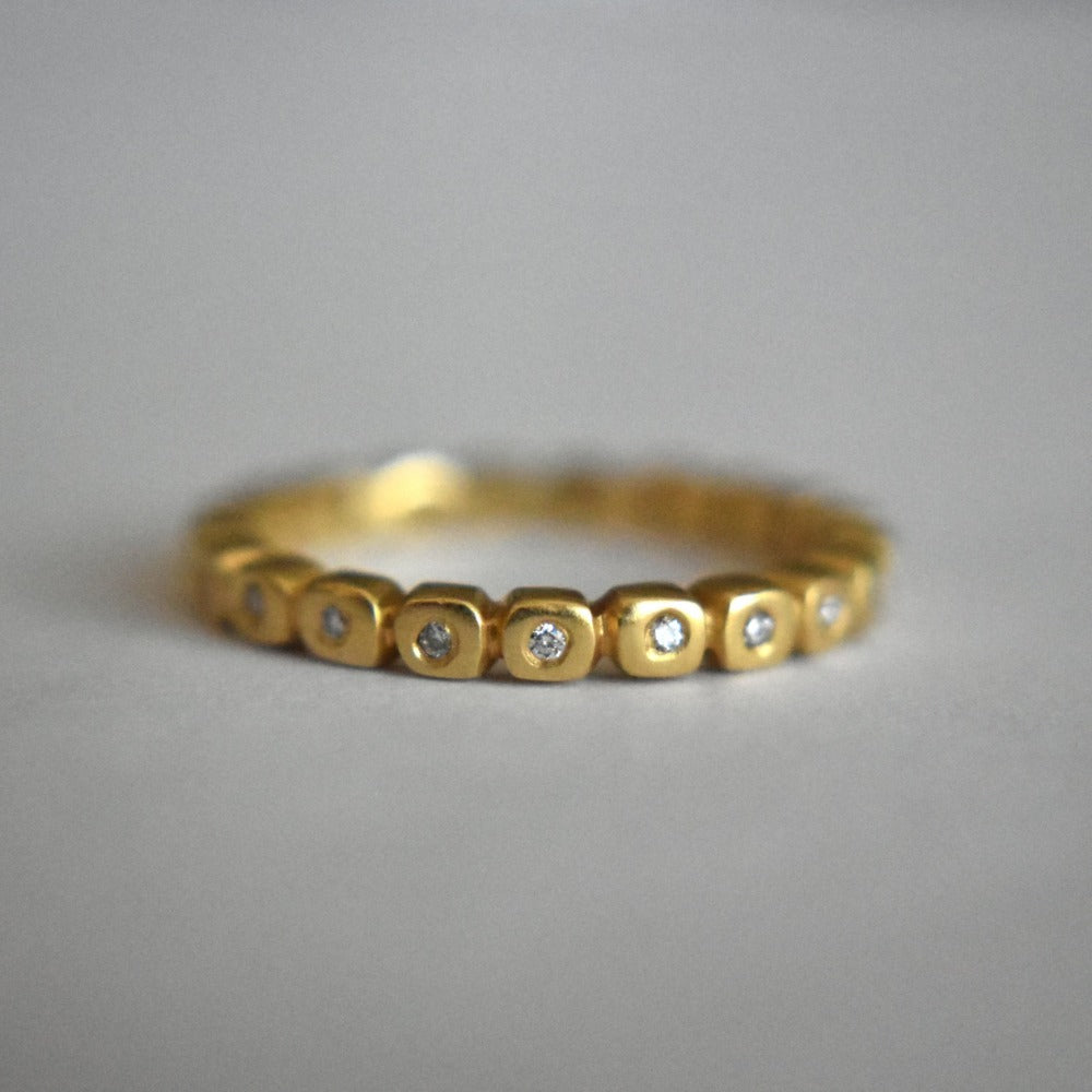 Diamond Cube Band Ring for Women - Elegant Stackable Minimalist Jewelry for Everyday Wear & Special Occasions