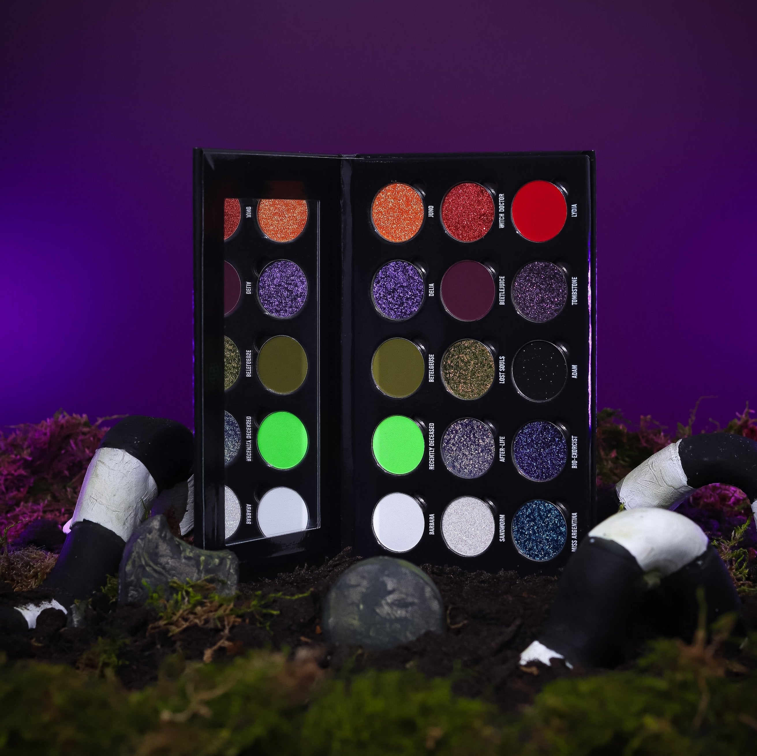Unique & Bold Eyeshadow Palette - Vibrant Colors for Creative Makeup Looks | Perfect for Halloween, Cosplay & Artistic Expression