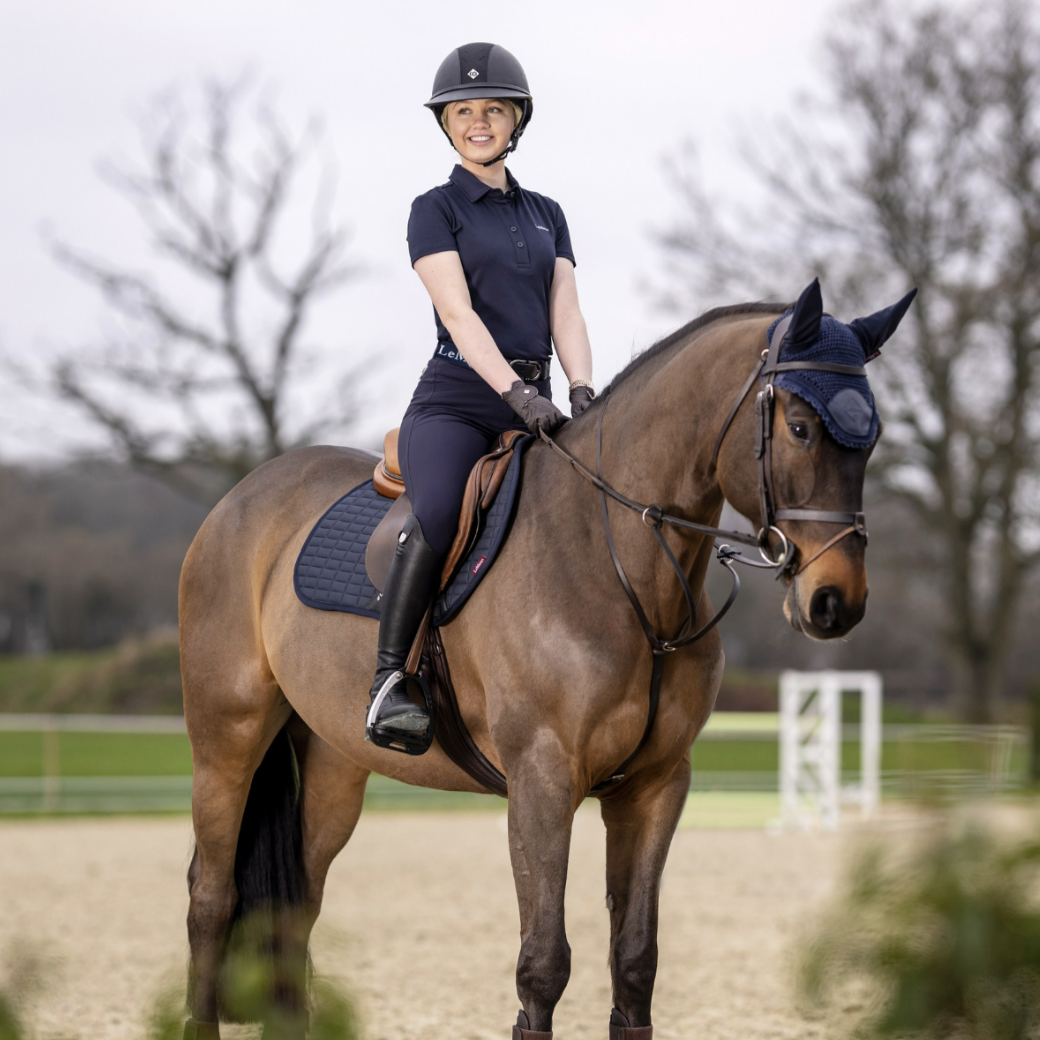 LeMieux Self Cool Close Contact Saddle Pad - Breathable & Lightweight Horse Riding Pad for Dressage & Jumping - Perfect for Summer Training & Competitions