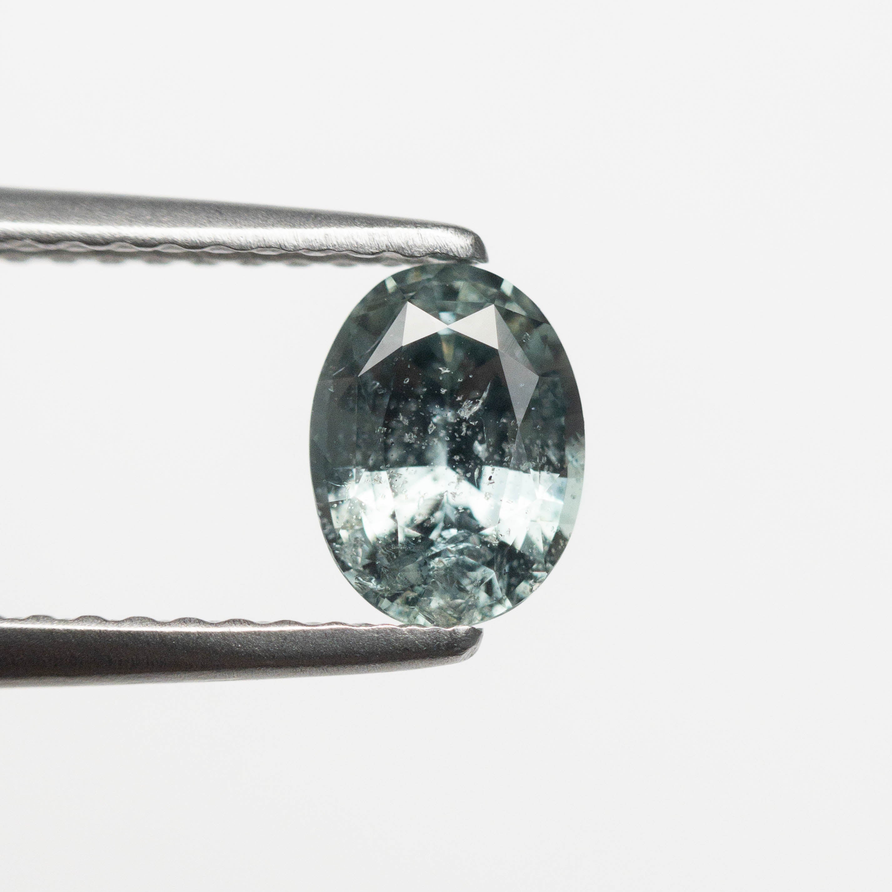 0.88ct Oval Brilliant Sapphire Gemstone (6.52x4.87x3.32mm) - Natural Blue Sapphire for Jewelry Making, Engagement Rings & Fine Collections