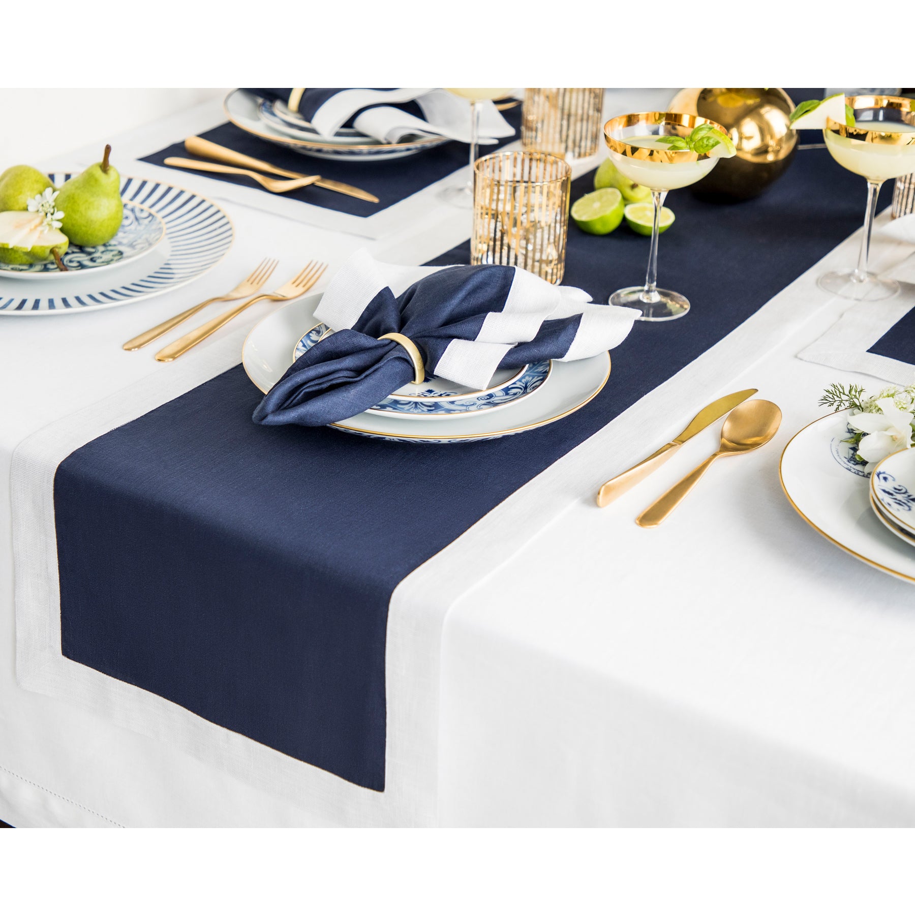 Festive Edge Table Runner - Elegant Holiday Dining Decor for Christmas, Thanksgiving & Parties | Perfect for Home, Events & Special Occasions