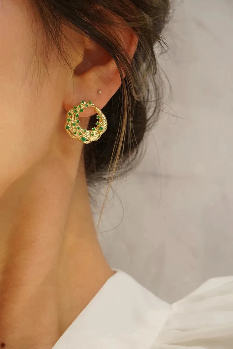 18K Yellow Gold Vintage Elegant Emerald Stud Earrings for Women - 0.68 Carat Real Natural Green Gemstone Jewelry - Perfect for Parties, Weddings & Special Occasions