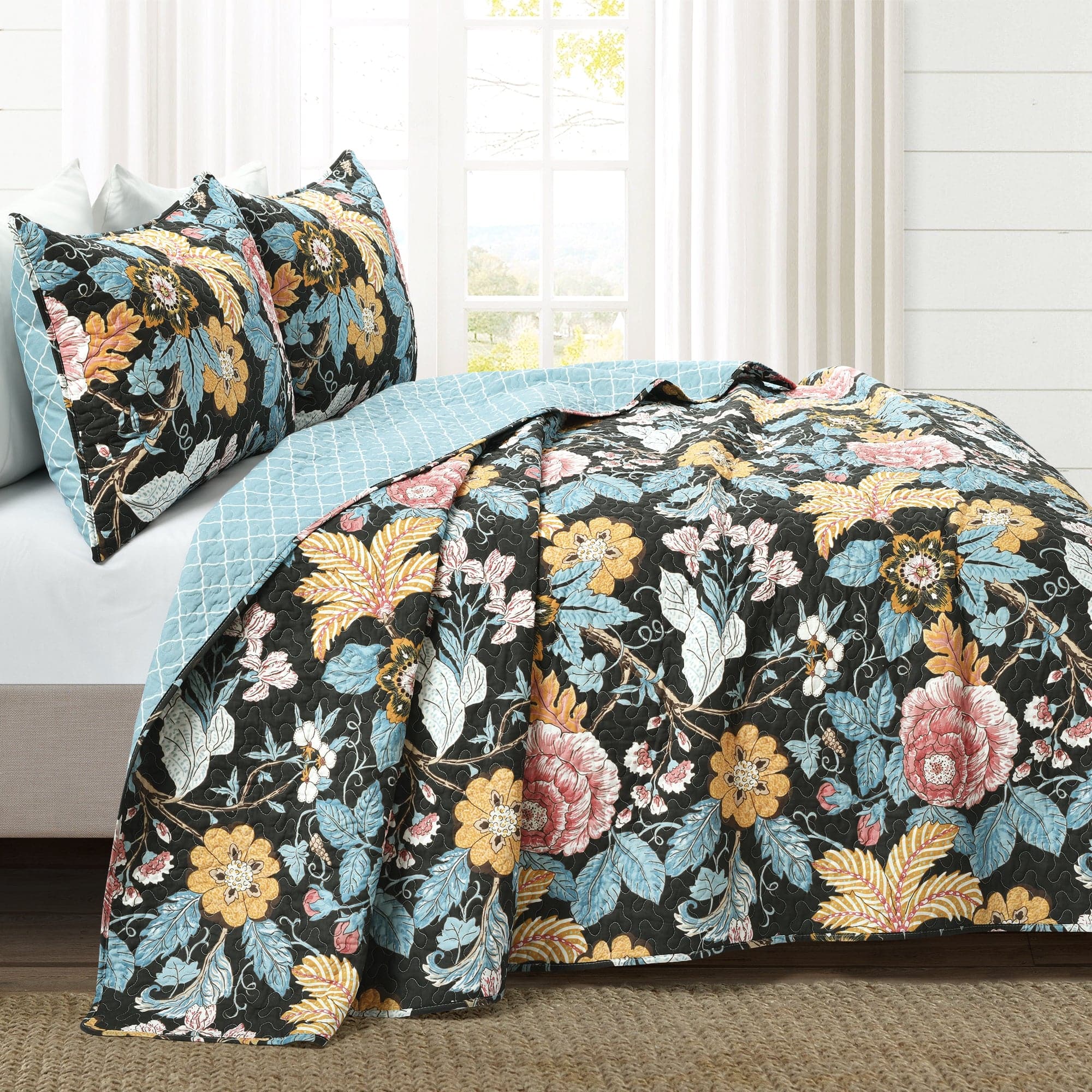 Sydney 3 Piece Quilt Set - Queen Size Bedding Set with Soft Microfiber, Lightweight & Breathable - Perfect for All Seasons, Home Decor & Guest Room