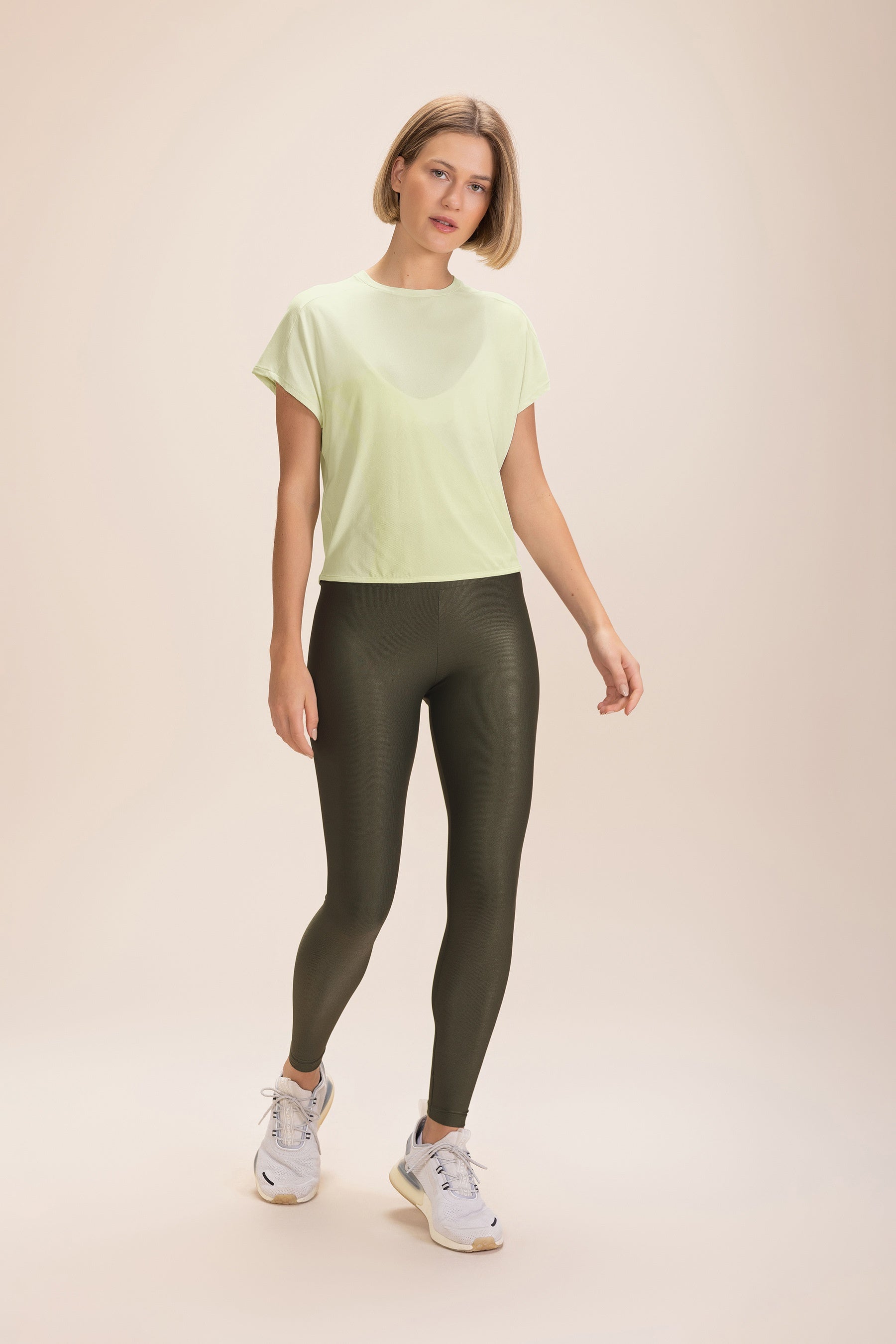 Breathable Comfort T-Shirt for Men & Women - Soft Cotton Relaxing Fit for Everyday Wear, Workout, and Casual Outfits