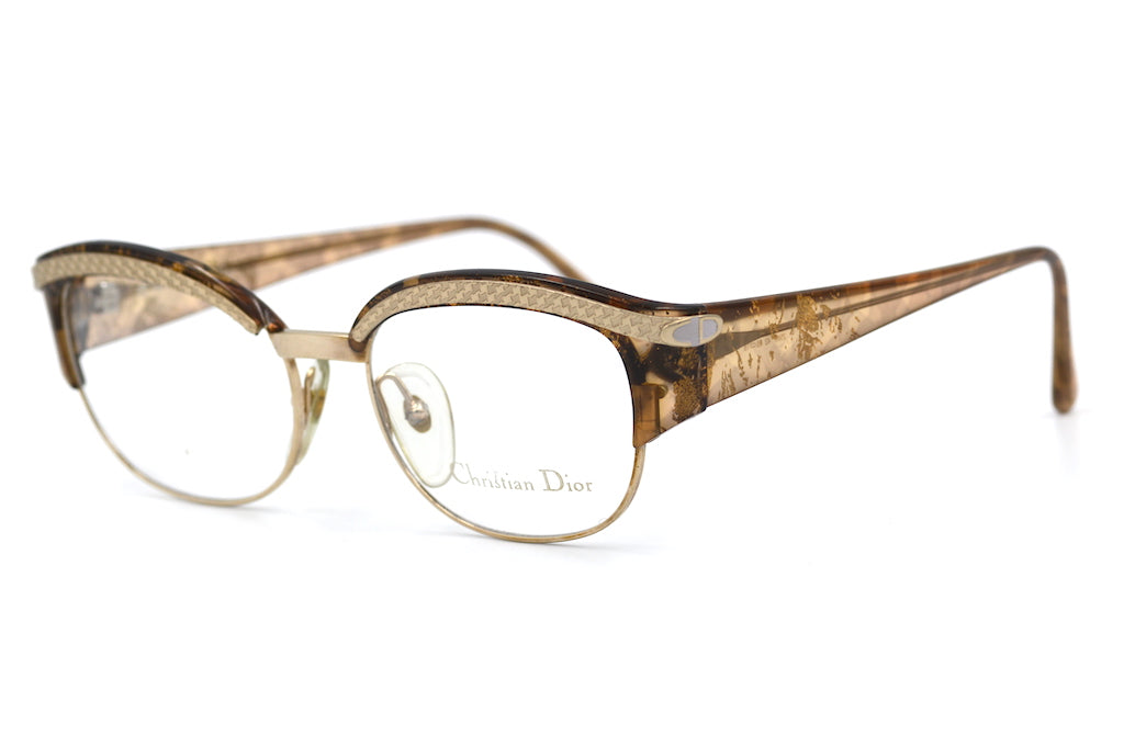 Christian Dior 2589 43 Sunglasses for Women - Luxury Designer Shades with UV Protection - Perfect for Beach, Driving & Outdoor Activities