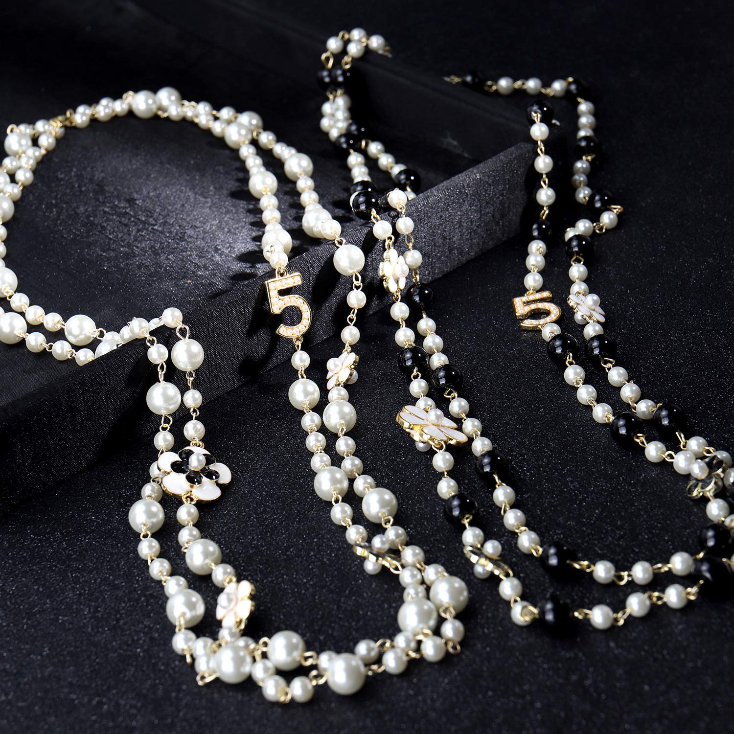 Elegant Layered Imitation Pearl Necklace for Women - Vintage Long Pendant Necklace Jewelry Gift for Party, Wedding & Everyday Wear