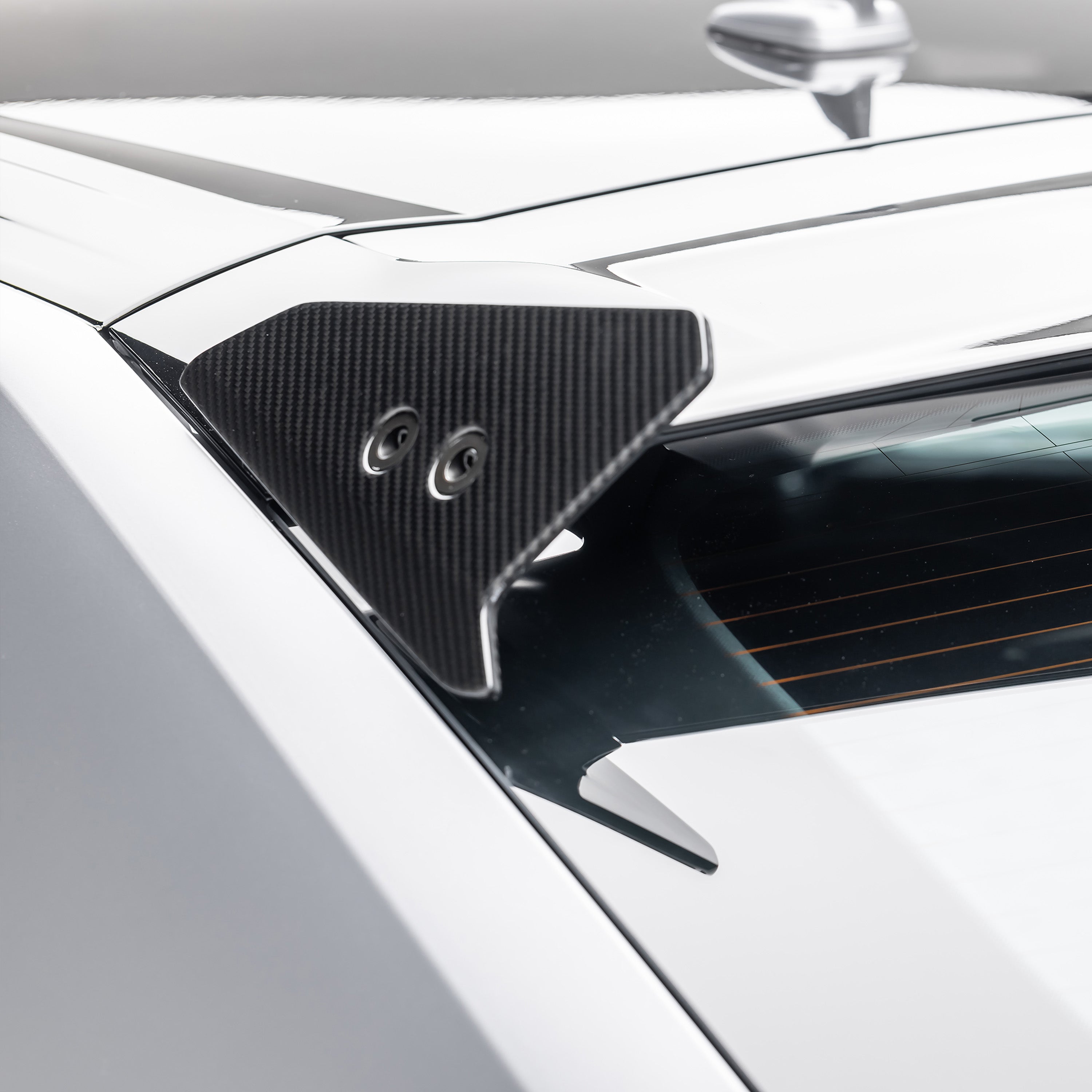 Lamborghini Urus Performante Edizione Aero Roof Spoiler End Caps - Carbon Fiber Spoiler Accessories for SUV Performance & Style Upgrade | Perfect for Racing & Car Shows