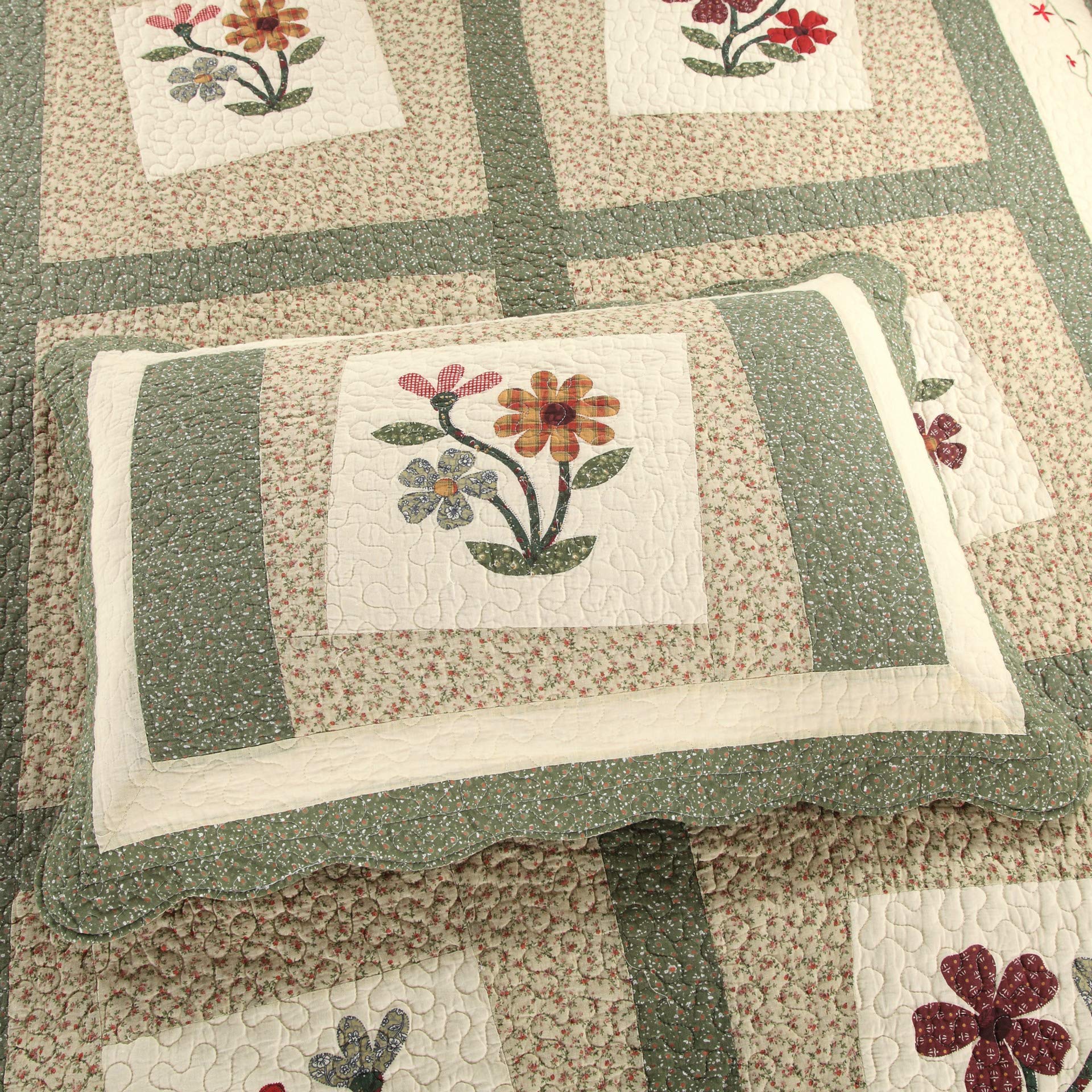 VCTOPS Farmhouse Green 2-Piece Embroidered Floral Quilted Bedspread Set - 100% Cotton Reversible Patchwork Coverlet with 1 Quilt & 1 Pillow Sham (Twin Size) - Perfect for Cozy Bedroom Decor, Guest Room & Farmhouse Style Home