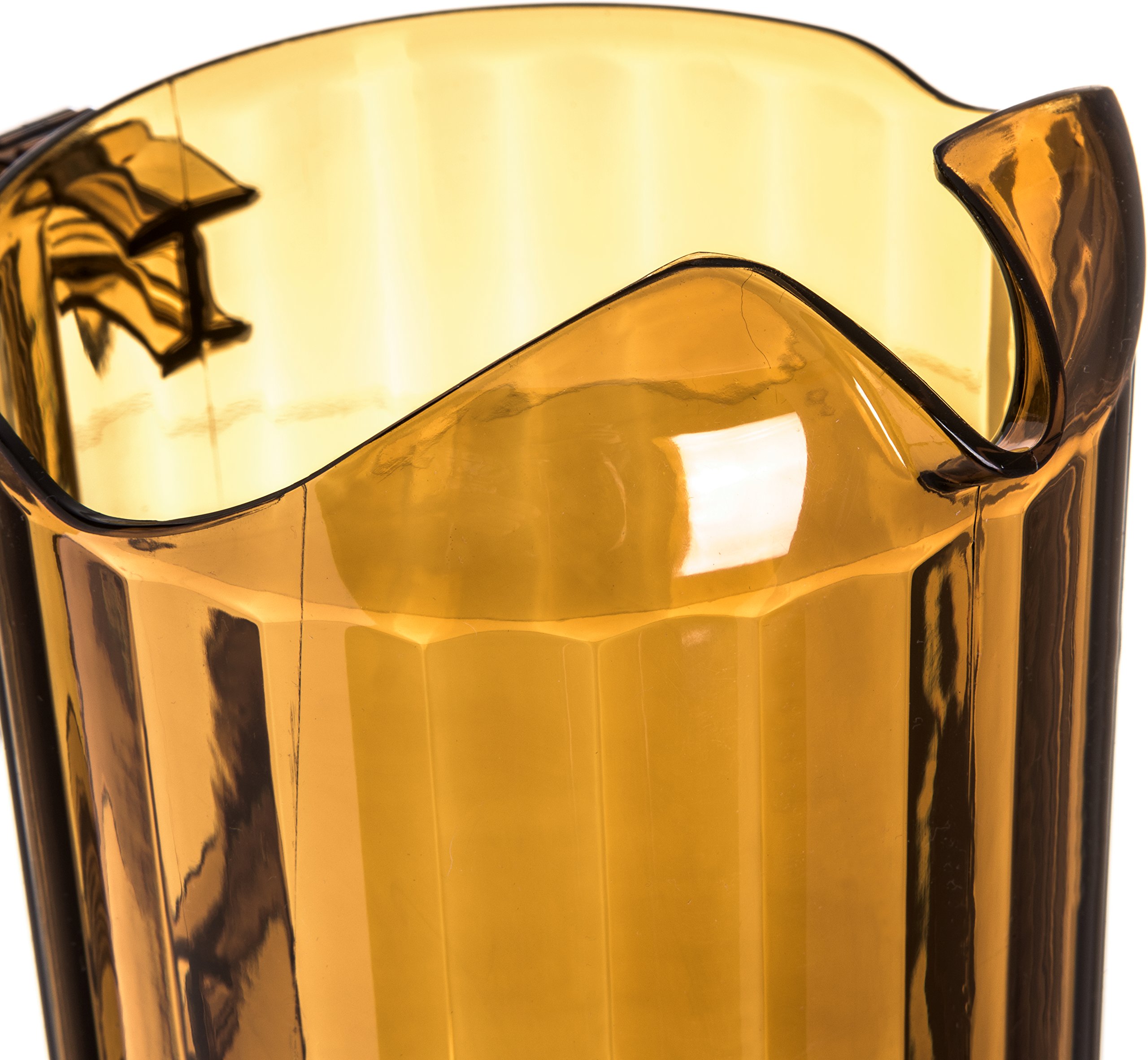 Carlisle Versapour 60 oz Clear Plastic Pitcher - Durable Amber Tall Pitcher for Restaurants, Catering & Commercial Kitchens | Perfect for Serving Beverages, Iced Tea, Lemonade & Water