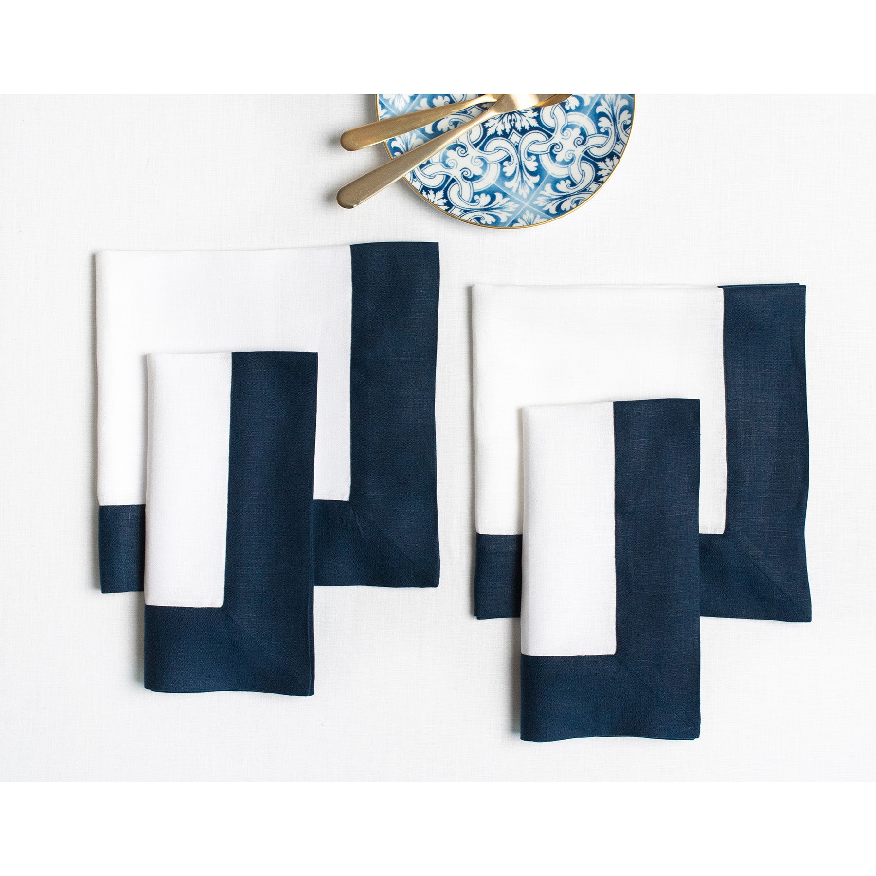 Elegant Contempo Napkins - Set of 4 Premium Cotton Dinner Napkins for Formal Dining, Parties & Special Occasions