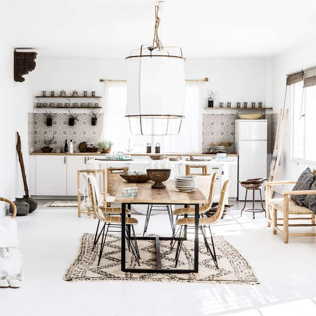 Modern Ay Illuminate Pendant Light - Adjustable Hanging Fixture for Kitchen Island, Dining Room & Bedroom - Energy Efficient LED Lighting for Home Decor