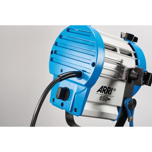 ARRI 650W Plus Tungsten Fresnel Light - 120V/240V Dual Voltage Studio Lighting for Film & Video Production - Perfect for Professional Cinematography and Photography Sets