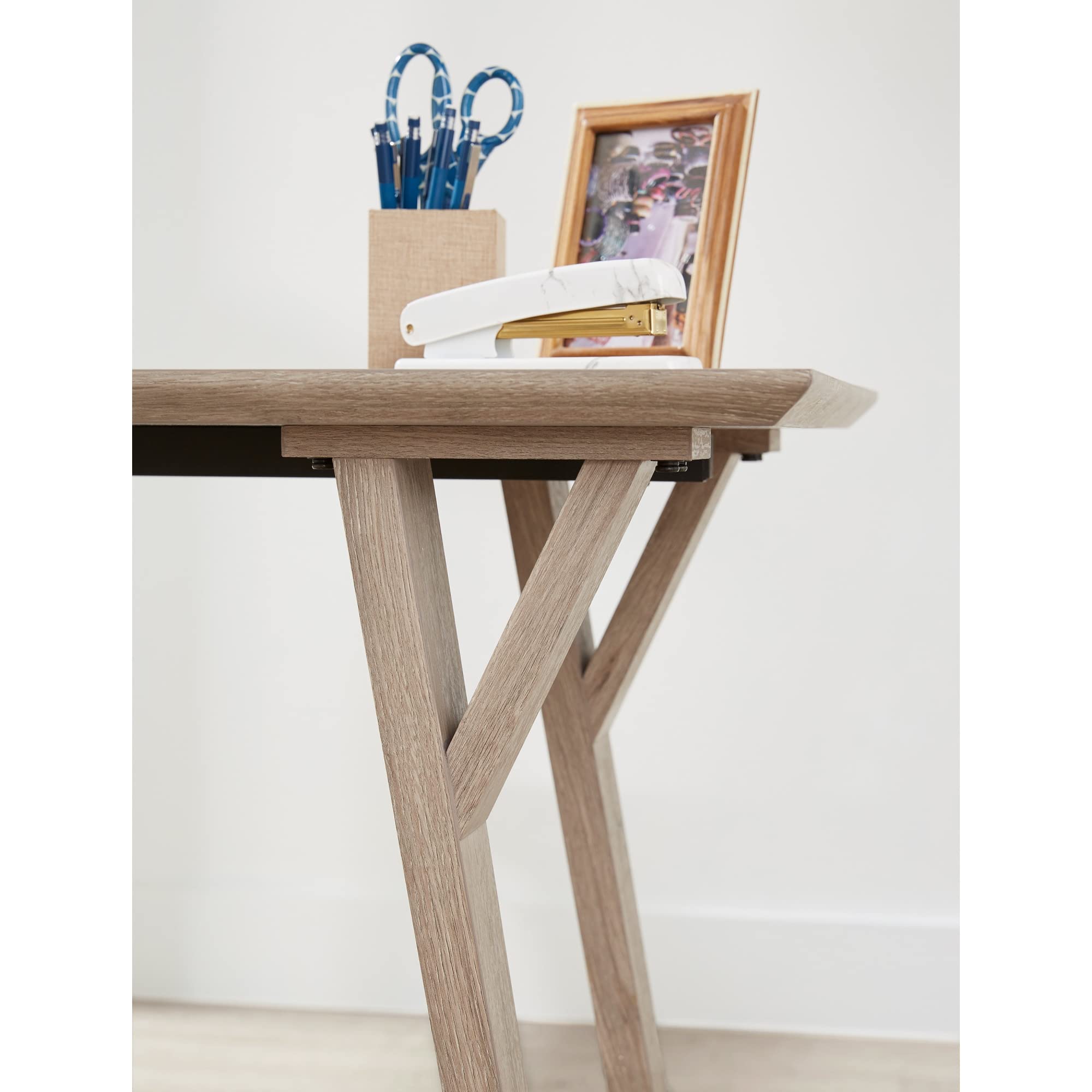 Realspace® Trezza 62