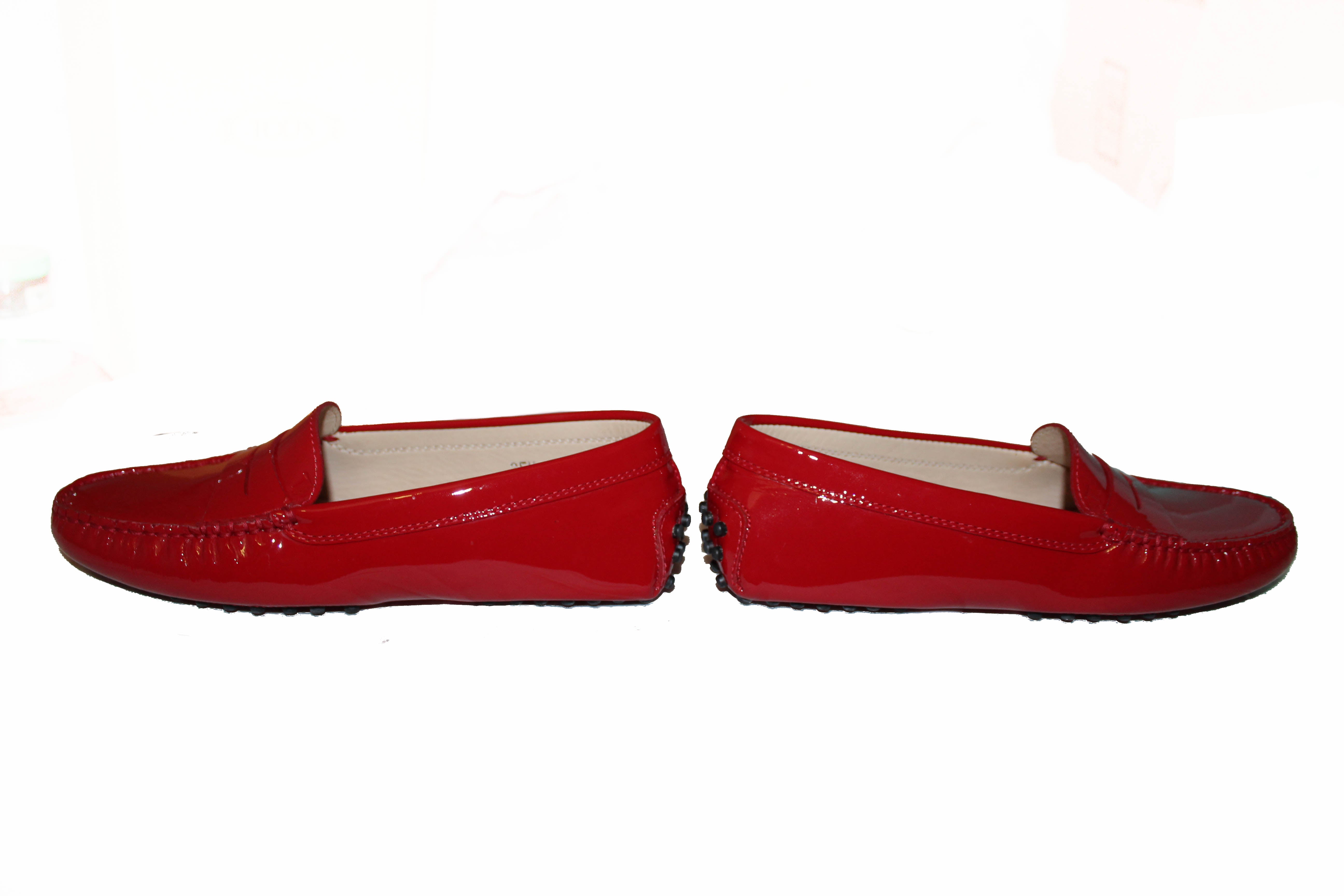 Authentic Tod's Women's Gommino Loafers - Red Patent Leather Moccasins Size 35.5 | Comfortable Slip-On Shoes for Work, Travel & Casual Wear