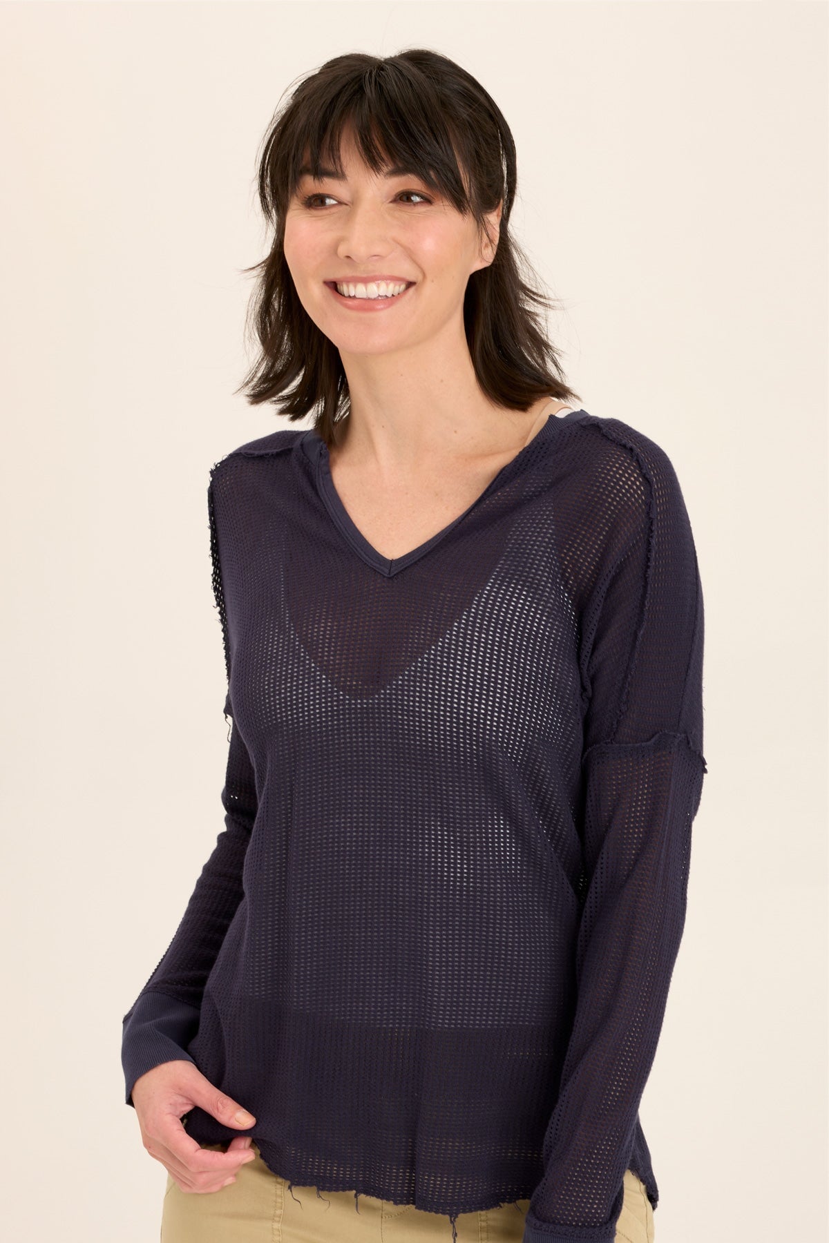 Bullock Mesh V Neck Pullover Women's Lightweight Knit Sweater - Perfect for Casual Wear, Office Outfits & Layering in Fall & Winter