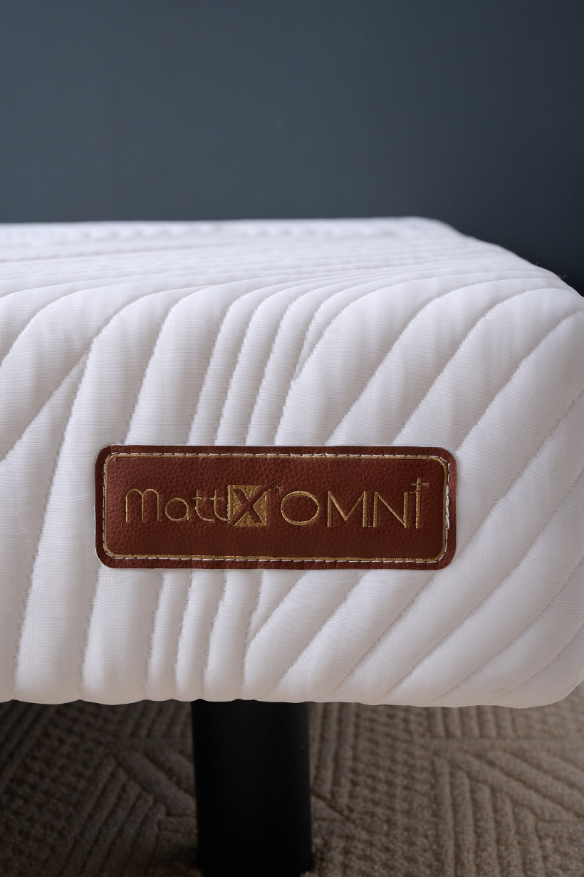 MattX™ Omni SMART Bed - Queen Size White Memory Foam Mattress with Adjustable Base for Ultimate Comfort | Perfect for Master Bedroom, Guest Room & Small Spaces