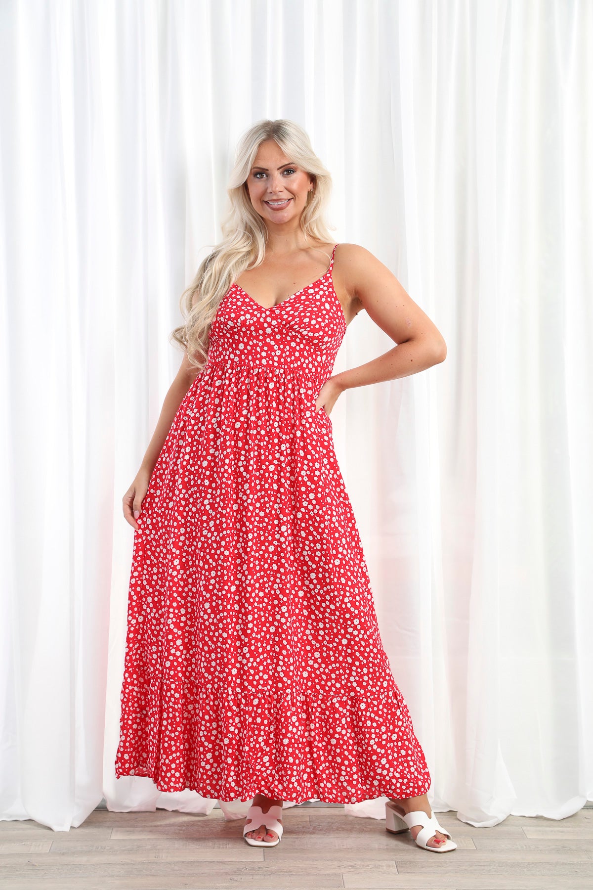 Stylish Marnie Ditsy Floral Print Dress in Vibrant Red - Perfect for Summer Outings, Parties & Casual Wear