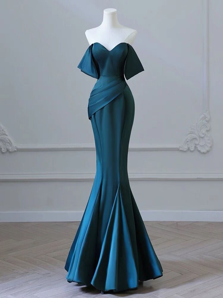 Elegant Off-The-Shoulder Mermaid Prom Dress for Women - Long Formal Evening Gown for Parties, Homecoming, and Special Occasions - Style J3095