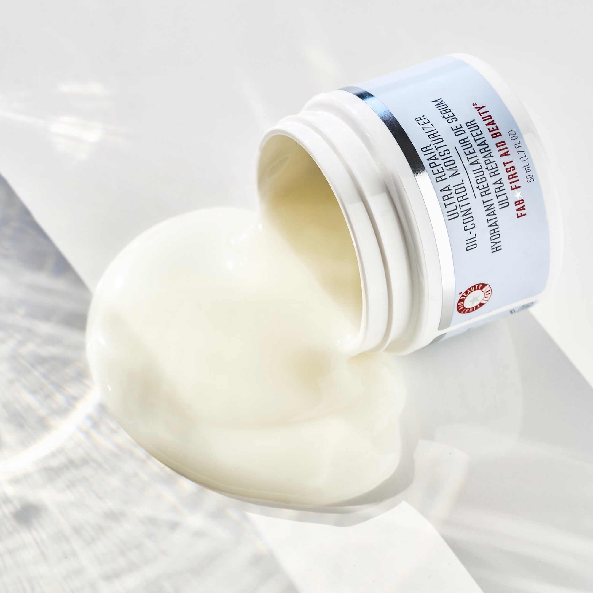 Oil Control Moisturizer for Oily Skin - Ultra Repair Face Cream with Mattifying Effect | Daily Hydration for Acne-Prone & Combination Skin | Perfect for Summer & Gym Use