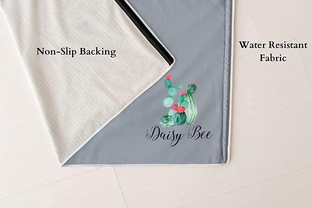 **Easy Clean Pourable Splat Mat for Under High Chair - Waterproof, Washable, Non-Slip Floor Protector for Baby Mealtime & Messy Play**    *(Ideal for feeding time, arts & crafts, and toddler activities to keep floors clean and safe!)*