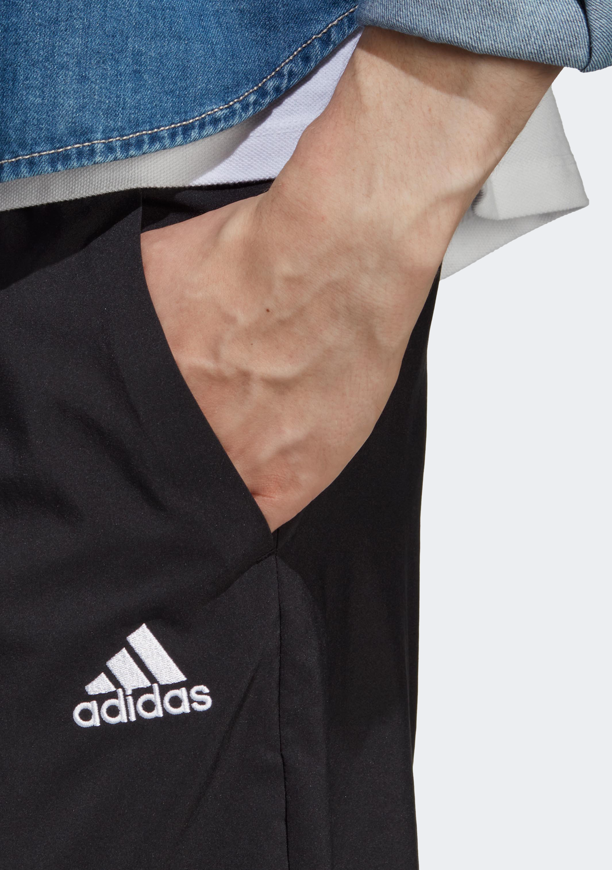Adidas Men's Aeroready Essentials Chelsea Small Logo Shorts - Breathable Quick-Dry Workout Shorts for Running, Gym & Casual Wear