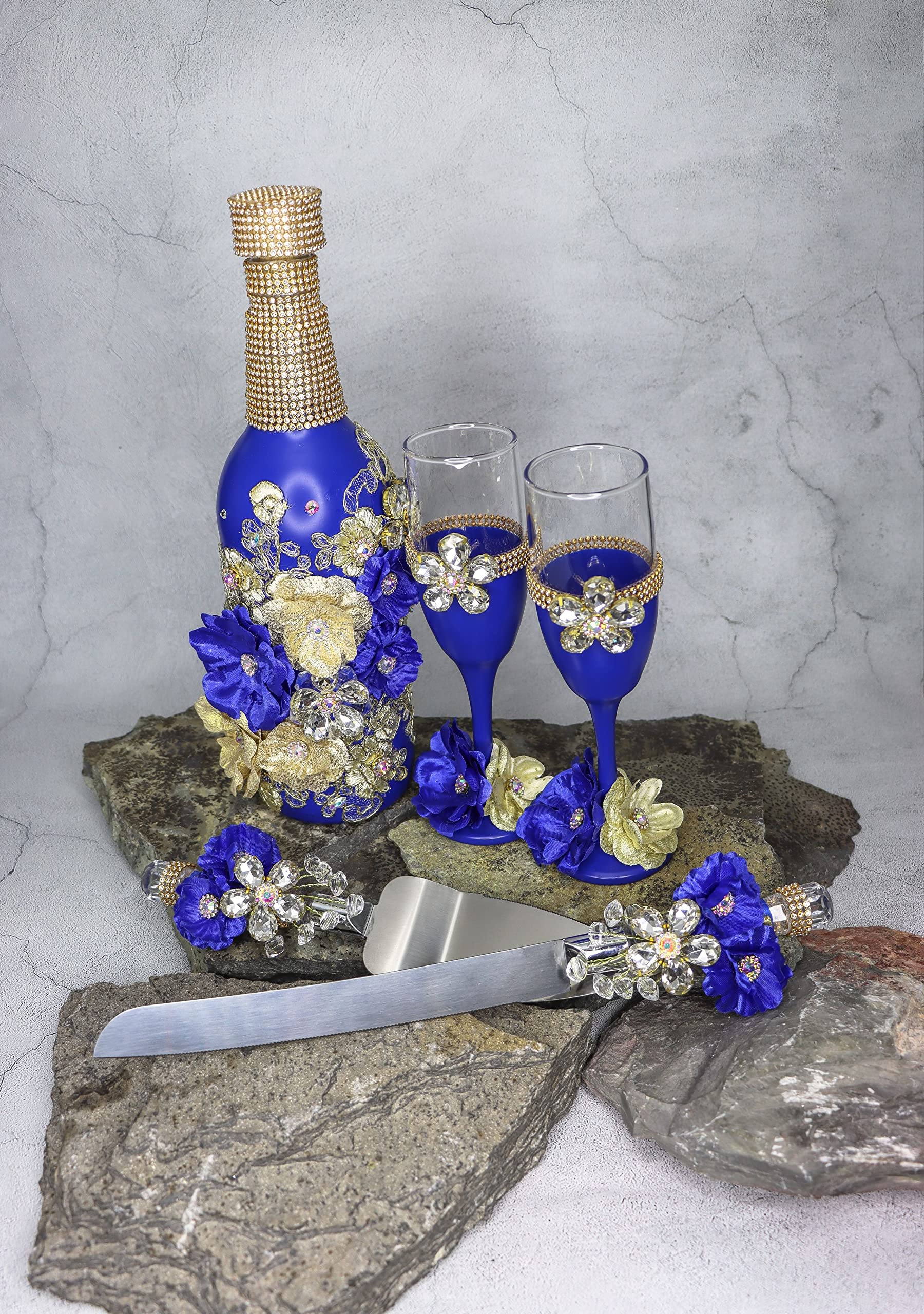 Elegant A&C Quinceañeras & More Champagne Glasses Set - Burgundy Gold Toasting Set for Quinceañera, Sweet 16, Weddings & Special Celebrations - Perfect for Anniversaries, Bridal Showers & Birthday Parties
