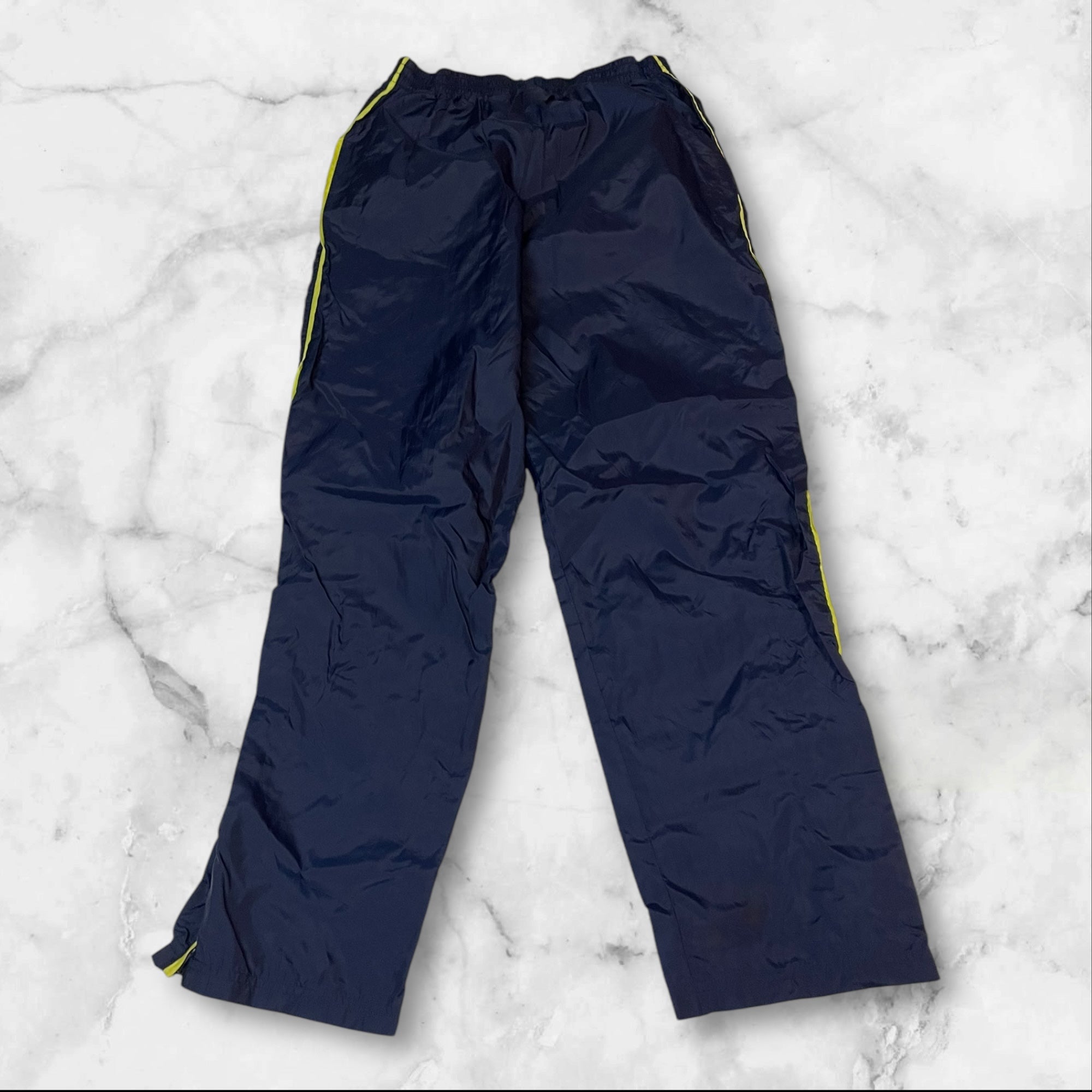 Fila Vintage 1985 Track Pants - Baggy Fit Men's Joggers for Casual & Streetwear Style | Retro Athletic Pants for Running, Gym & Everyday Wear