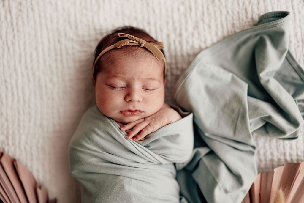 Snuggle Hunny Baby Jersey Wrap & Beanie Set - Soft Newborn Swaddle Blanket & Hat - Sage Green - Perfect for Baby Showers, Newborn Photography & Cozy Nursery Time