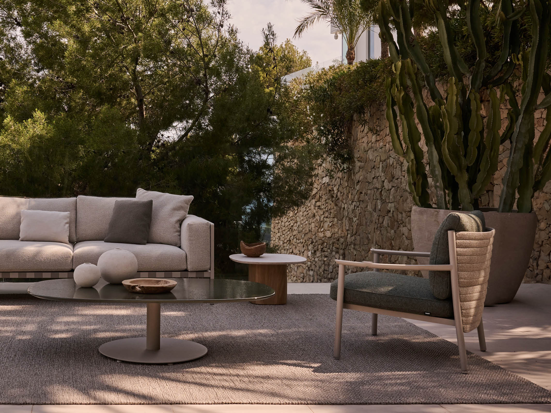 Lucca Lounge Chair - Modern Comfortable Accent Chair for Living Room, Bedroom & Office - Perfect for Relaxing, Reading & Decor