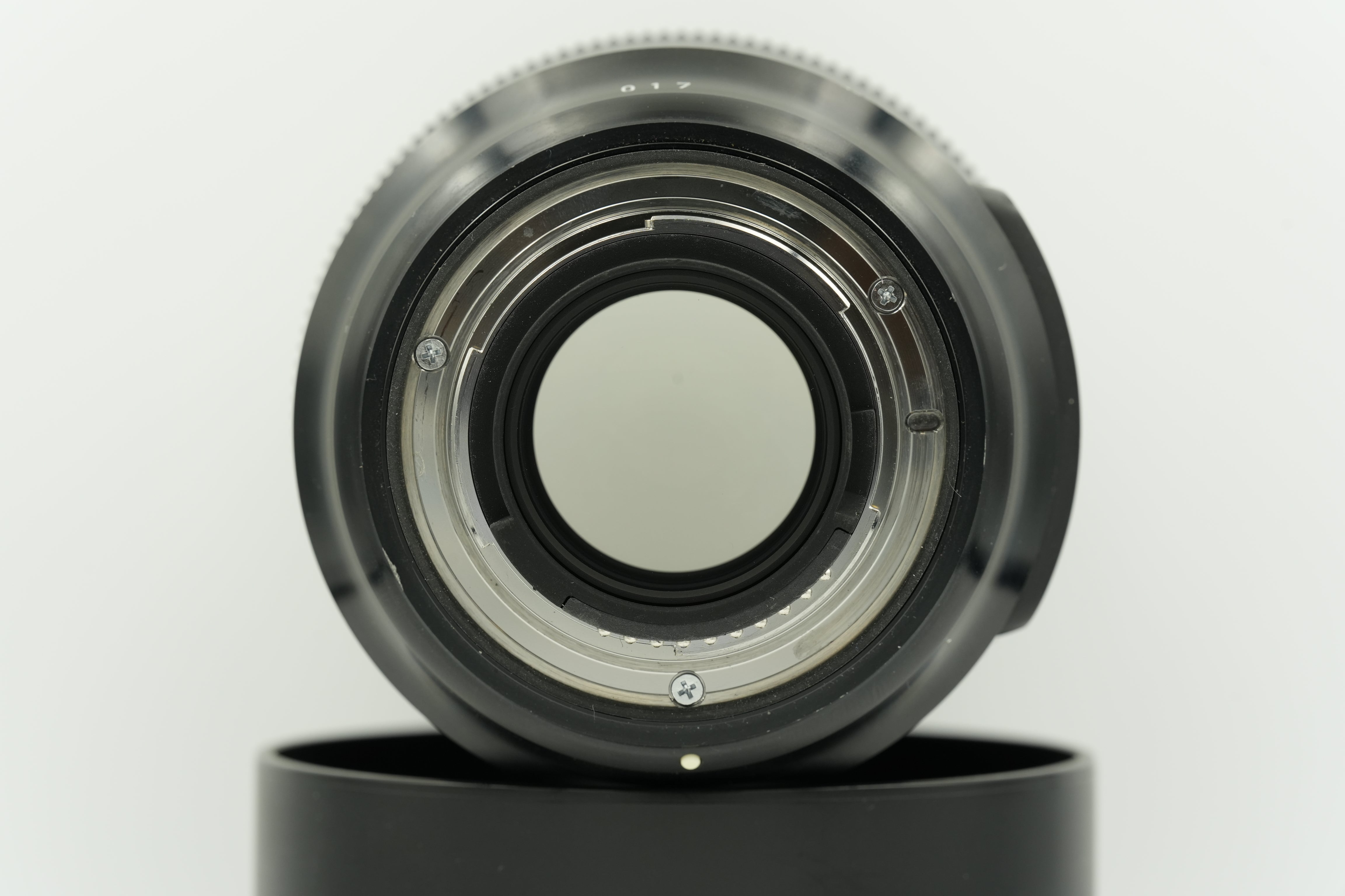 Used Sigma 135mm f/1.8 DG HSM ART Lens for Nikon F Mount - Perfect for Portrait, Wedding & Low Light Photography