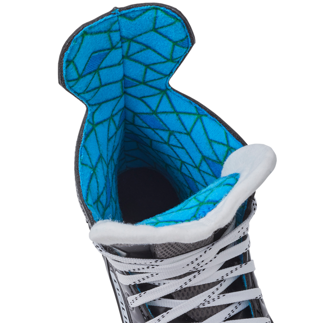 Bauer X LP Junior Ice Hockey Skates - Lightweight & Durable for Youth Players - Perfect for Ice Rinks, Hockey Practice & Games
