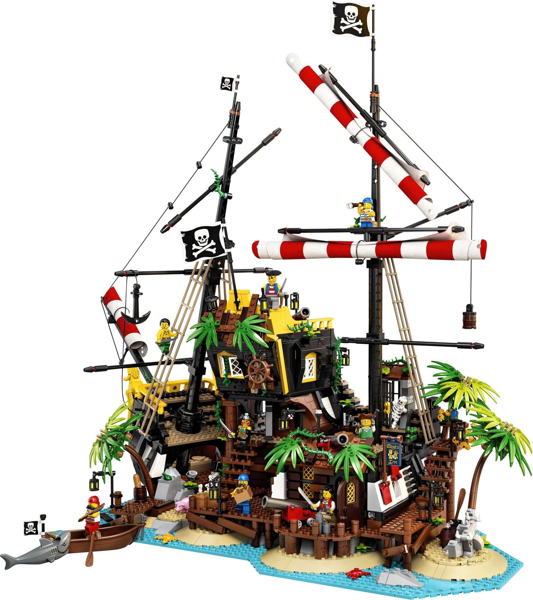 LEGO 21322 Pirates of Barracuda Bay Building Set - 2545 Pieces, Pirate Ship & Island Adventure for Adults & Kids - Perfect for Creative Play, Collectors & Home Decor