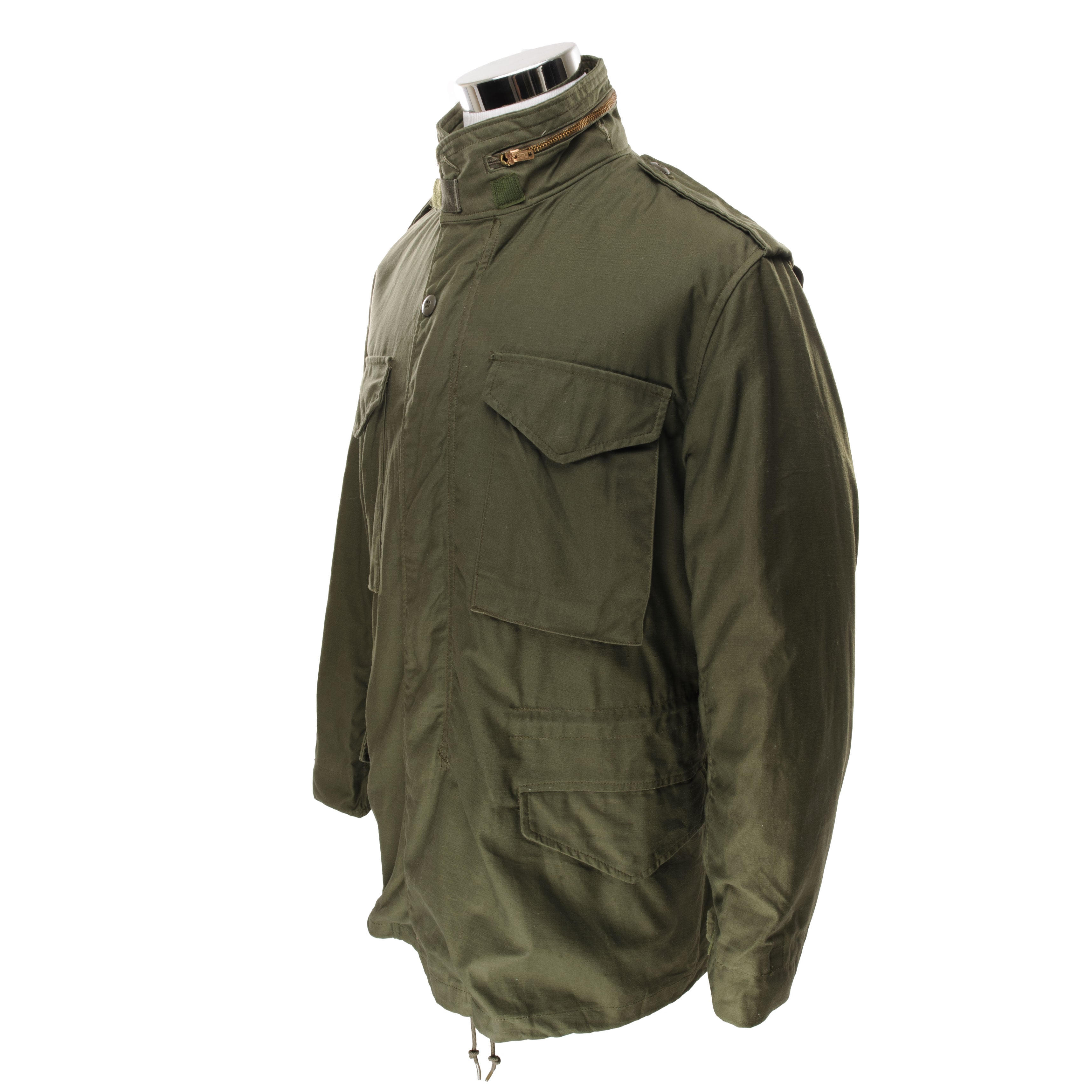 Vintage US Army M1965 M65 Alpha Industries Field Jacket - 1982 Medium Deadstock NOS | Military Outerwear for Men, Outdoor Adventure & Urban Streetwear