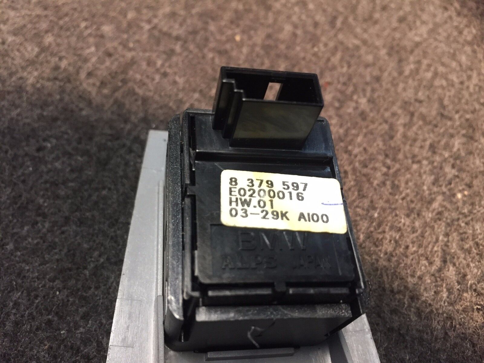 2002-2005 BMW 745i E65 Right Rear Passenger Door Power Window Switch OEM Replacement - Perfect for Window Repair & Car Maintenance