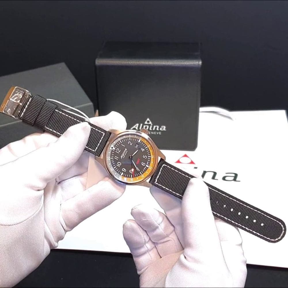 ALPINA STARTIMER PILOT GMT Quartz Men's Watch - AL 247BBG4S6 - Swiss Made Aviation Chronograph for Travelers & Business Professionals