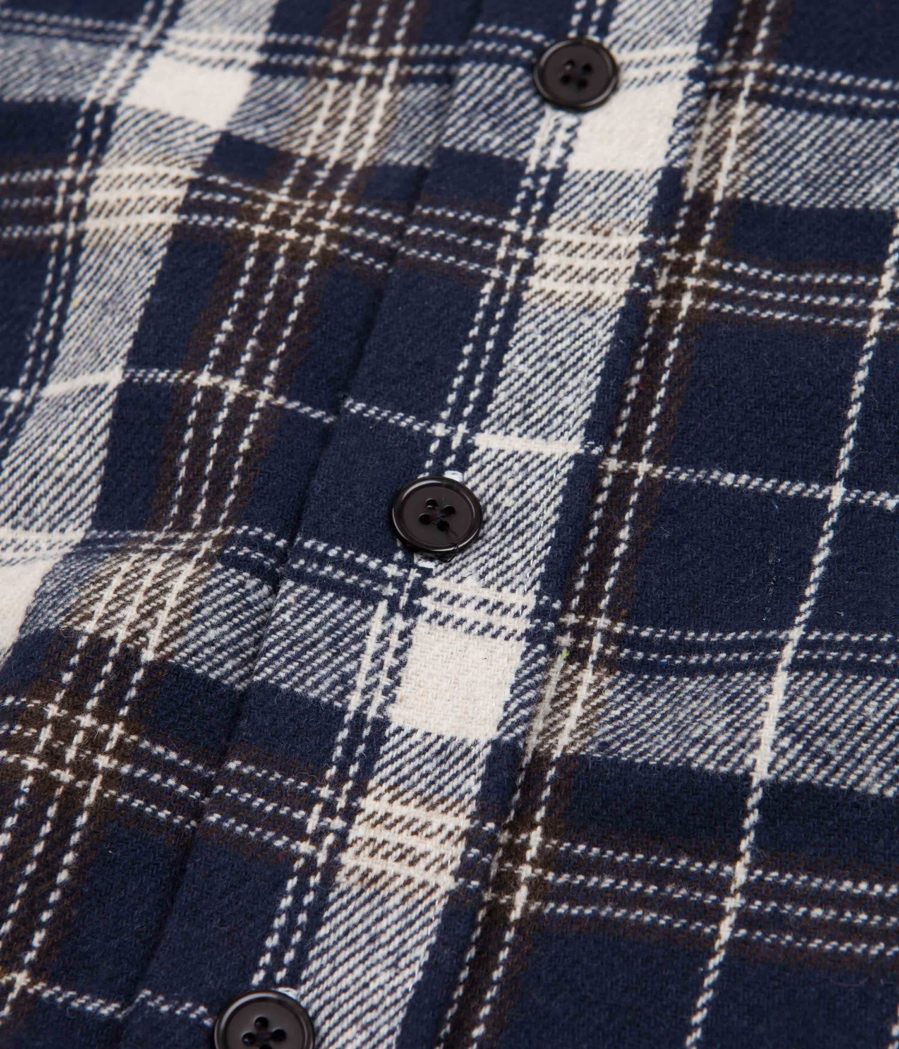 Baglady Thick Flannel Shirt for Women - Soft & Warm Blue Plaid Button-Up Shirt - Perfect for Outdoor Camping, Hiking & Casual Winter Wear