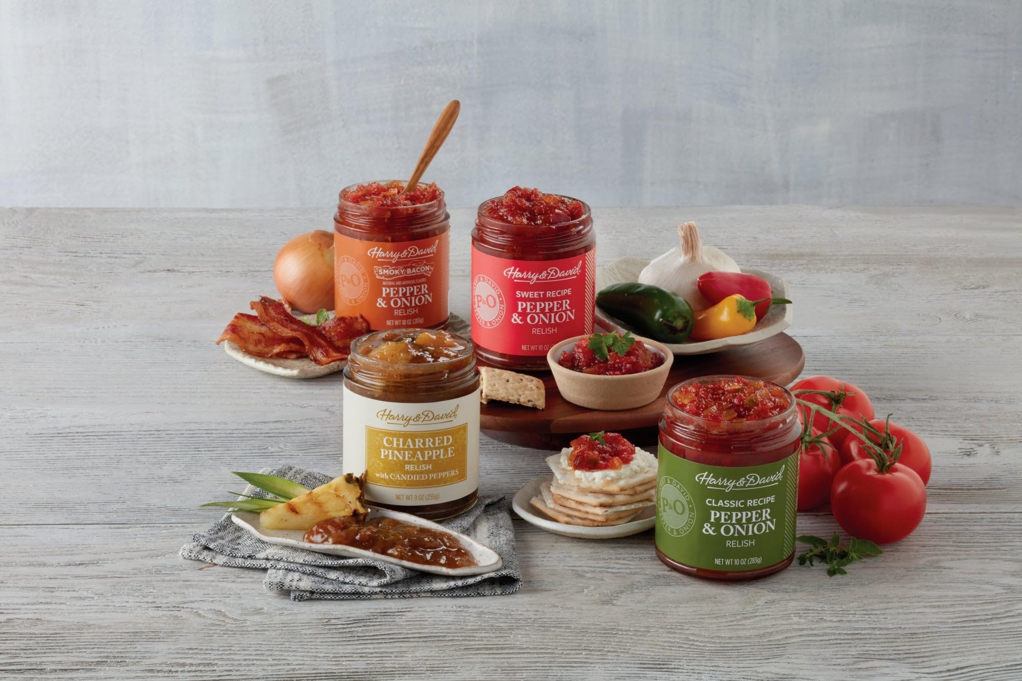 Harry & David Sweet Pepper & Onion Relish (10 oz) - Gourmet Sandwich Topping, Burger Condiment & Charcuterie Board Spread - Perfect for BBQs, Picnics & Holiday Gatherings