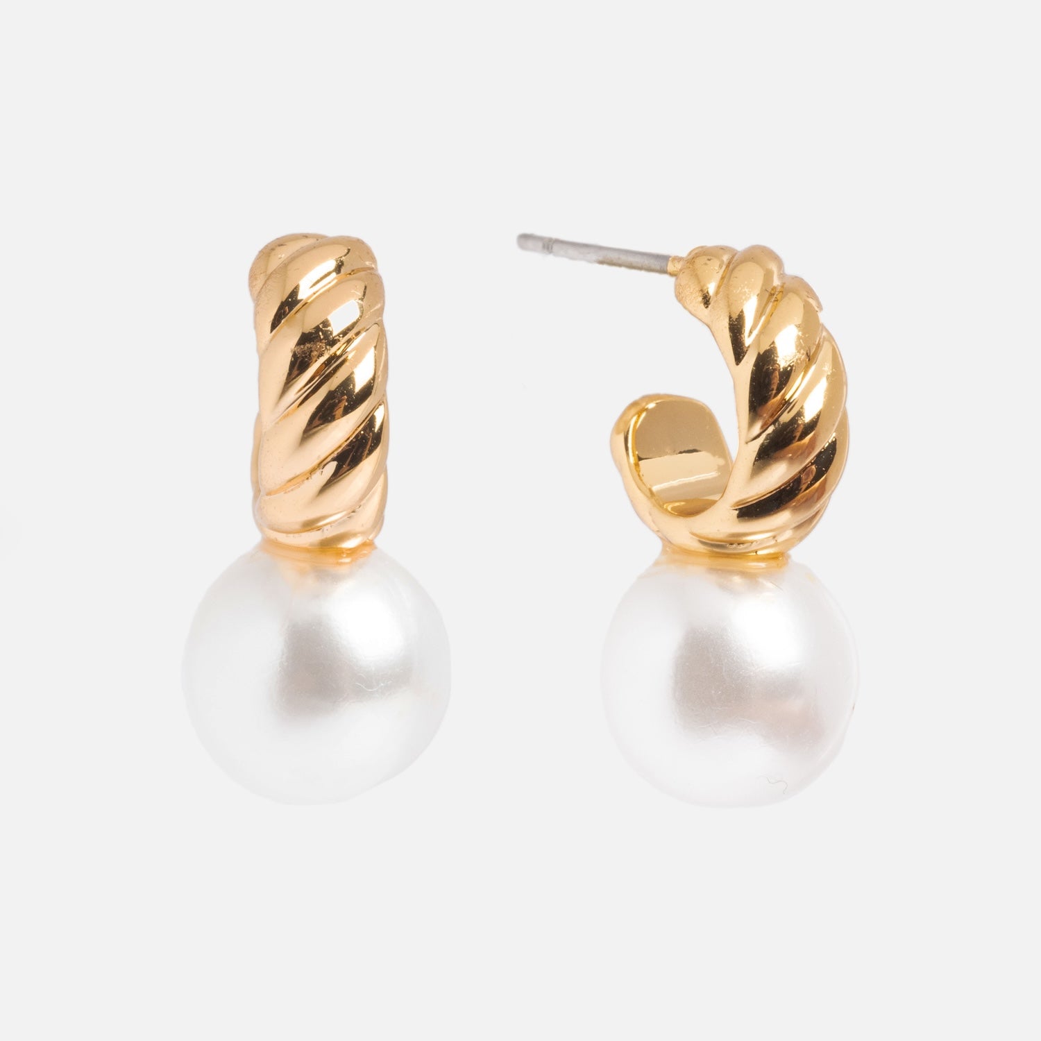 Elegant Pearl Earrings for Women - Classic & Timeless Jewelry Gift for Wedding, Party & Everyday Wear