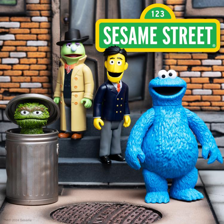Sesame Street Cookie Monster Action Figure Toy - Collectible 4-Inch Character for Kids & Fans - Perfect for Playtime, Gifts, and Display