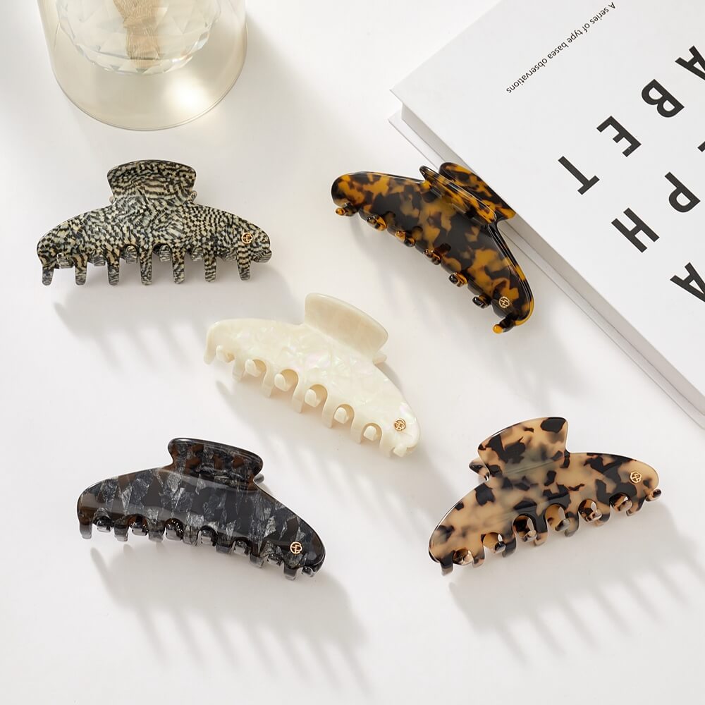 Carolyn Large Hair Claw Clip - Strong Hold Hair Clips for Women, Big Hair Claw for Thick Hair, Non-Slip Hair Accessories for Ponytail, Bun & Updo - Perfect for Work, Gym & Everyday Hairstyles