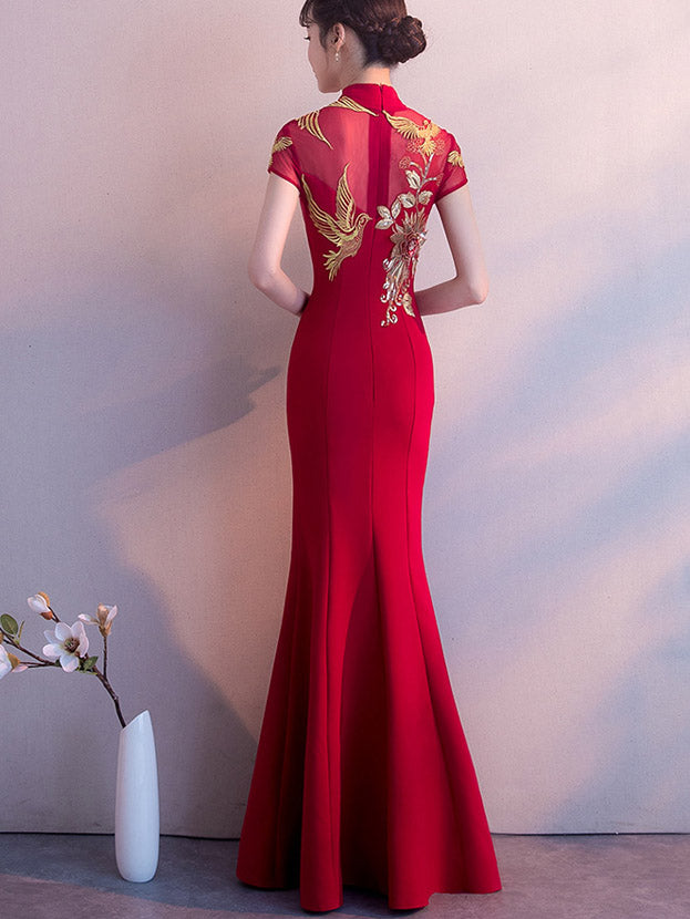 Elegant Red Split Front Fishtail Wedding Qipao Cheongsam Dress - Traditional Chinese Bridal Gown for Wedding Ceremony, Photoshoot & Special Occasions