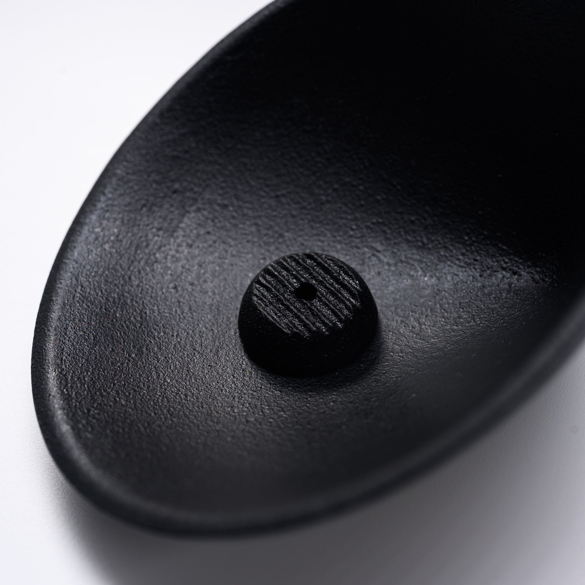 Yamagata Cast Iron Incense Holder - Traditional Japanese Rocking Incense Tray for Meditation, Yoga & Home Decor | Handcrafted Iron Incense Burner for Aromatherapy & Zen Spaces