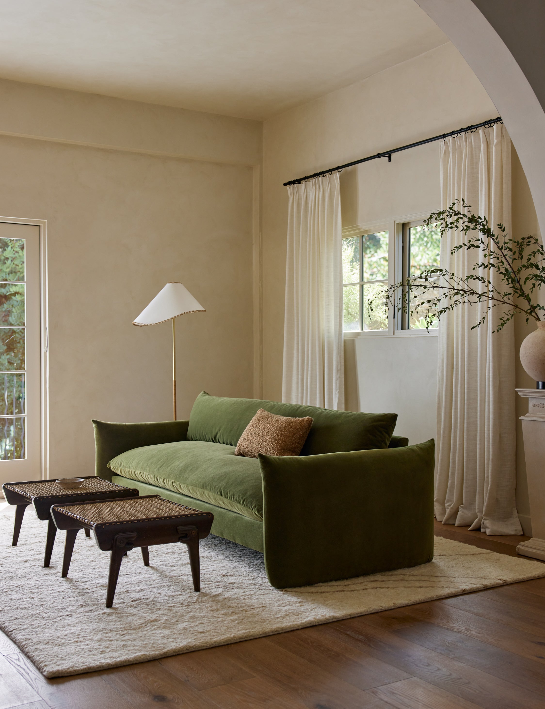 Banks Sofa - Modern Comfortable Couch for Living Room, Lounge & Office | Stylish Home Furniture for Relaxing & Entertaining