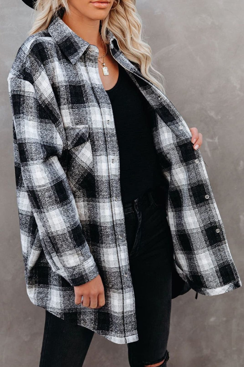 Men's Classic Plaid Long Sleeve Button-Down Shirt with Collar - Casual & Business Wear for Office, Dating, and Outdoor Activities