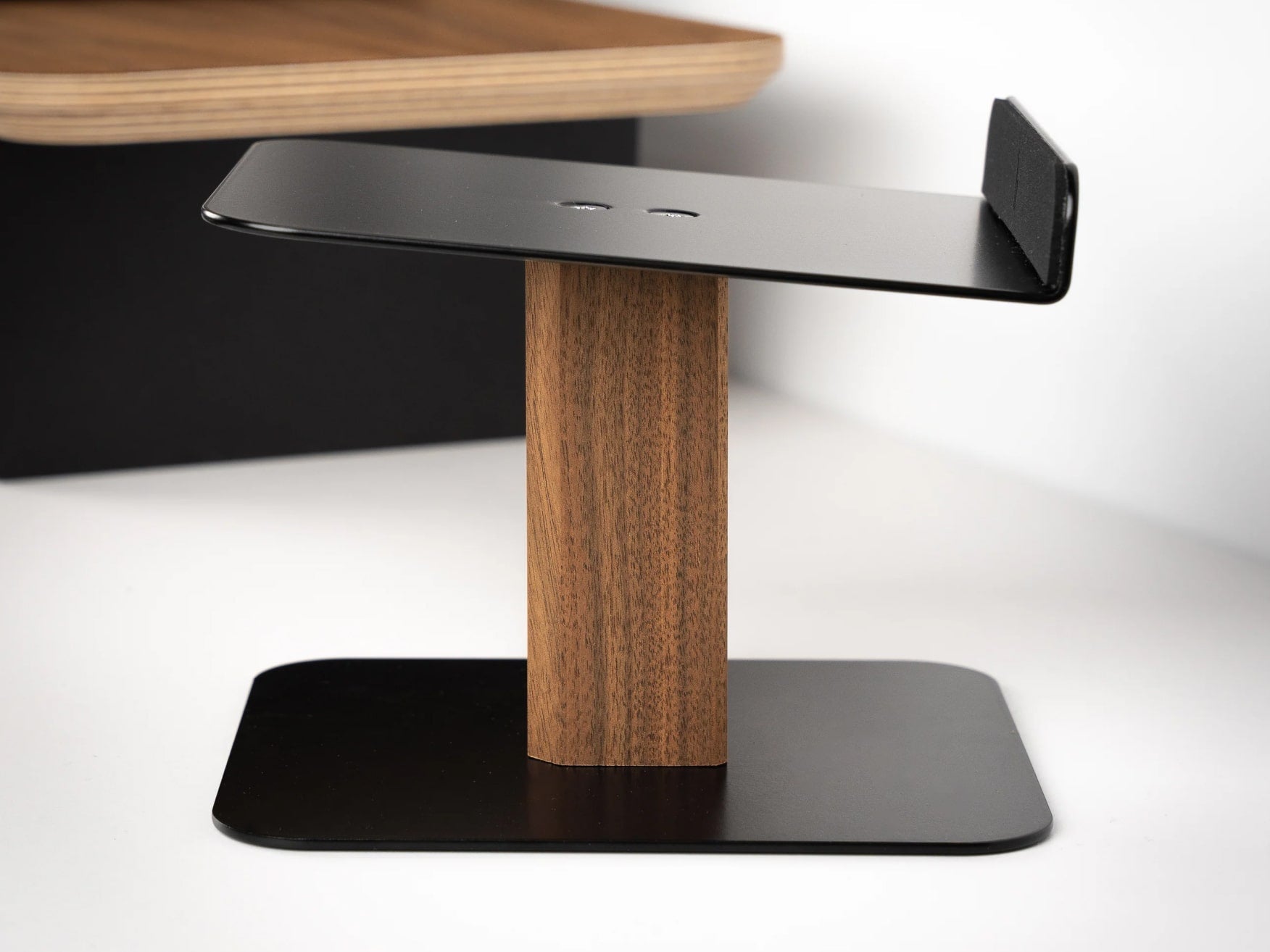 Adjustable Speaker Stands for Home Theater & Studio - Heavy Duty PA Speaker Mount with Universal Fit - Perfect for Bookshelf, Floor, and Monitor Speakers - Ideal for Home Audio, DJ Setup, and Live Performances