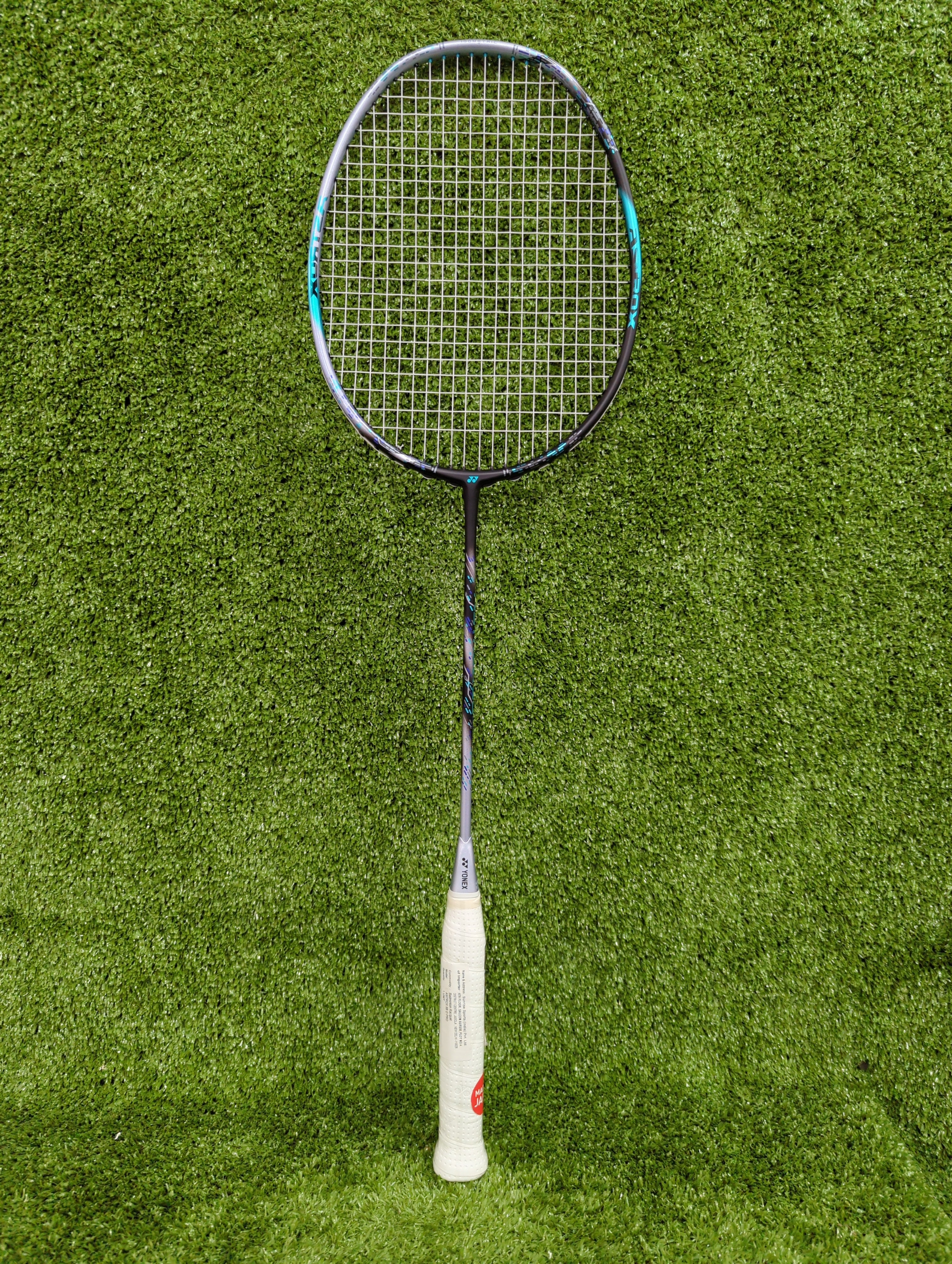 Yonex Astrox 88D Pro Badminton Racket - Black/Silver | Prestrung with EXBOLT 65 Strings (26lbs) | Professional Grade | Made in Japan | Perfect for Competitive Play & Training